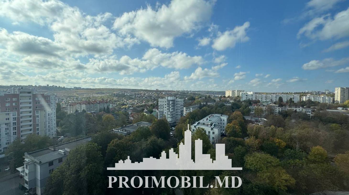 https://images.proimobil.md/ZfvJDMpGQ9BxBJu8GjKYkDMkWfkCjHWb7je-qttjf6w/watermark:0.75:so:0:30:0.39/resize:fill:1460:816:1/gravity:ce/bG9jYWw6Ly8vZXN0YXRlL2xyLzQzODdlMGVjLTk5NWItNGJkNC1hZmE4LWNlZmUyYTgwNzMzZS5qcGVn