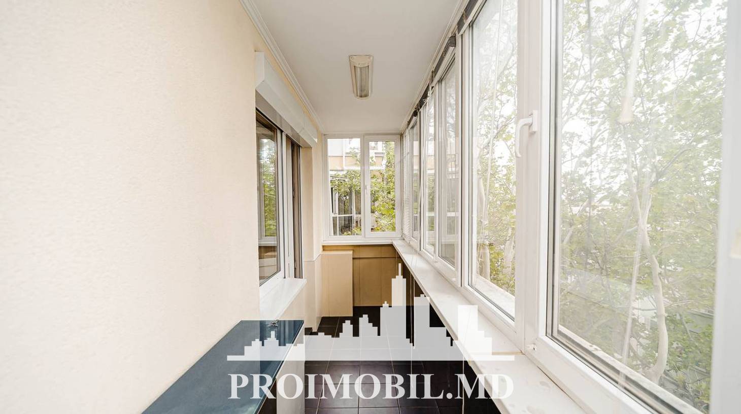 https://images.proimobil.md/Zho0tygxPyuLPiHdOTodBMJy-OLIrwtbUScdDs8HpSk/watermark:0.75:so:0:30:0.39/resize:fill:1460:816:1/gravity:ce/bG9jYWw6Ly8vZXN0YXRlL2xyLzM2ZWI1YzU3LTNiNzgtNGExOC1iMTQ0LWYwMTM4YjJmZmJiMC5qcGVn