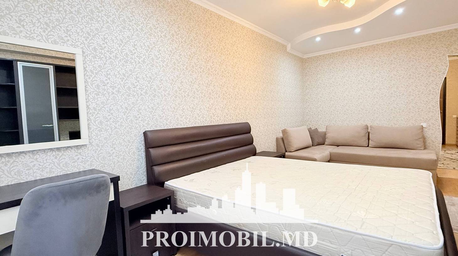 https://images.proimobil.md/ZiQqRjJrpEo96VV-SZsKjZGzhl8ch83ZlETdj44brBY/watermark:0.75:so:0:30:0.39/resize:fill:1460:816:1/gravity:ce/bG9jYWw6Ly8vZXN0YXRlL2xyLzIwZGRiMzNiLWEyM2ItNGFlMy1hOTk2LWRkZWQzNjU2MTRjZS5qcGVn
