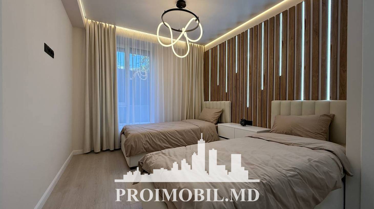 https://images.proimobil.md/ZnqyCOXLj7B4-NuF9f6GDtdeWUDHbcBRjP_8O4NWH8Q/watermark:0.75:so:0:30:0.39/resize:fill:1460:816:1/gravity:ce/bG9jYWw6Ly8vZXN0YXRlL2xyLzA3Nzg3YWJkLTI2MGQtNDY2Ny1iYWFkLTM3YjdiZGMwZmQ3Ny5qcGVn