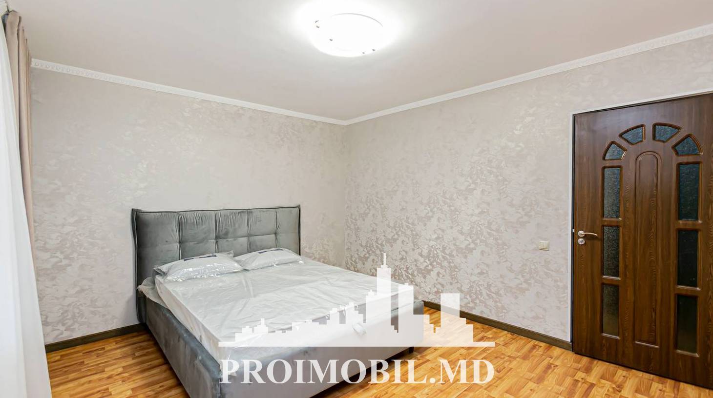 https://images.proimobil.md/Zo2SyapfVrVuTZsKxppGnrLUwB9I7RTf29OKEoTnijA/watermark:0.75:so:0:30:0.39/resize:fill:1460:816:1/gravity:ce/bG9jYWw6Ly8vZXN0YXRlL2xyLzZiYTE0MTc2LTVlMjEtNDc2YS04ZDUwLThhZjU0NTA3NTJlYi5qcGVn