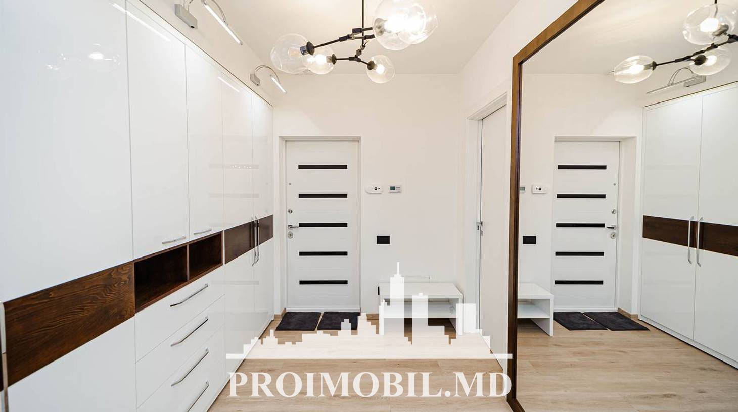 https://images.proimobil.md/ZorAzZWGKoeFQb-Q_G9smcRgptP0mAQk8qdR_LyMQbU/watermark:0.75:so:0:30:0.39/resize:fill:1460:816:1/gravity:ce/bG9jYWw6Ly8vZXN0YXRlL2xyLzA1Y2I5YmM0LTJlYjQtNDJiNS04MmI0LTBjYTMxMjBiZjc5OC5qcGVn