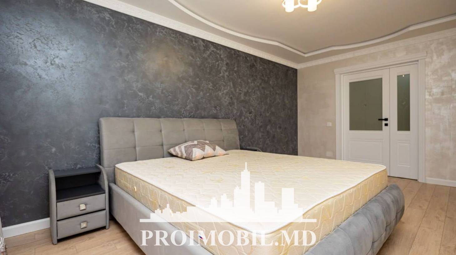 https://images.proimobil.md/Zrb_KHHwes2Mu89zOnpggaNYLKG5gFTU-R0knxdVynQ/watermark:0.75:so:0:30:0.39/resize:fill:1460:816:1/gravity:ce/bG9jYWw6Ly8vZXN0YXRlL2xyLzhjMDQ0NTllLTY5NzEtNDU0MS04YmEwLTg0MzFlMmI3YzQxYS5qcGVn
