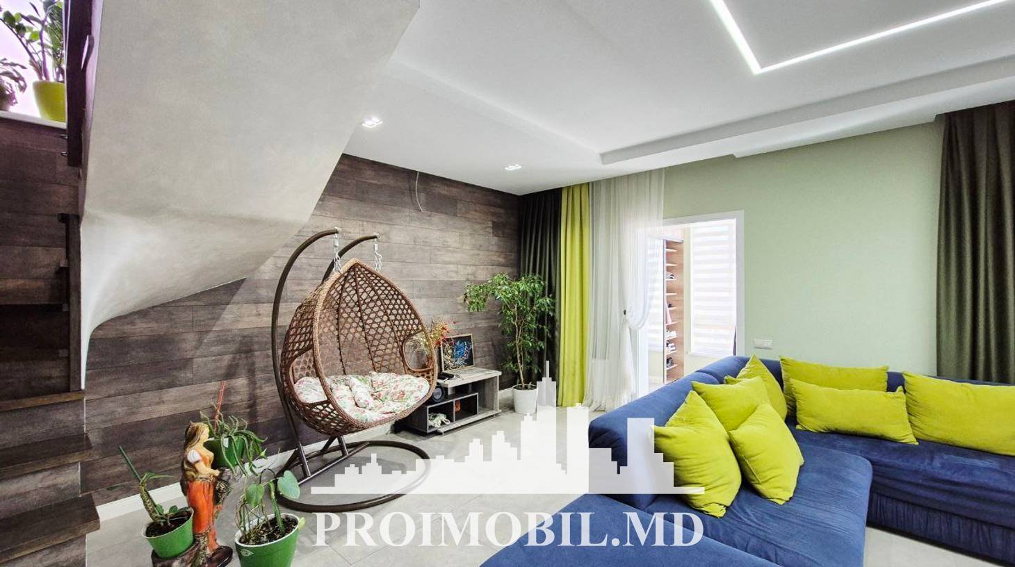 https://images.proimobil.md/ZrvzzJT2h195hNAeMRMDHnWVuhTGD5CK9BQVjiXSPsM/watermark:0.75:so:0:30:0.39/resize:fill:1460:816:1/gravity:ce/bG9jYWw6Ly8vZXN0YXRlL2xyLzE5NDBjNDFkLWQwYTktNGY0NS1hOWMzLTI0MzdjZGM4ZmQwZi5qcGVn