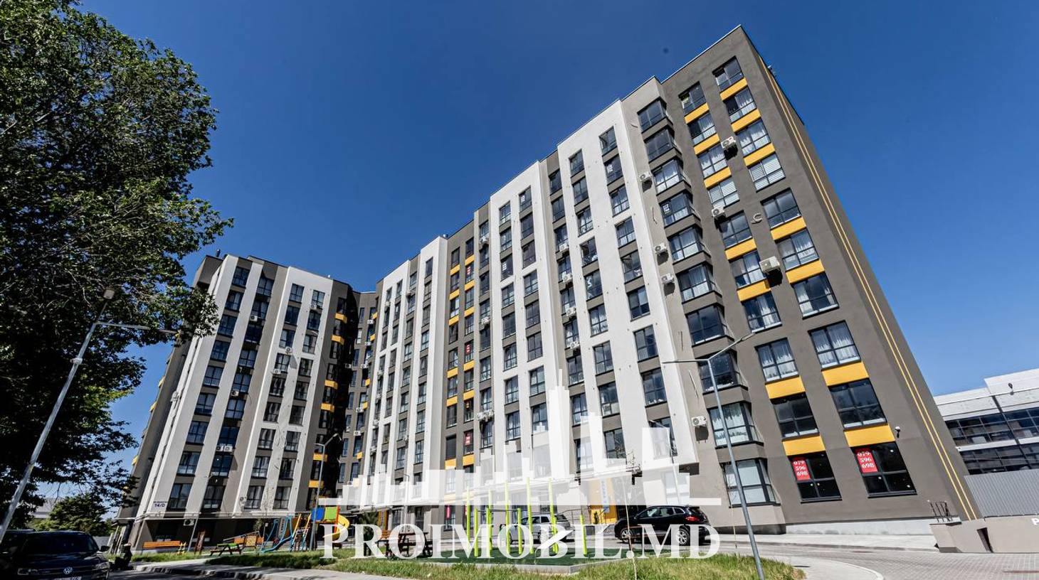 https://images.proimobil.md/ZvThQY71YigABvf678dDQQLopog11dEK_0Mna2TMWb0/watermark:0.75:so:0:30:0.39/resize:fill:1460:816:1/gravity:ce/bG9jYWw6Ly8vZXN0YXRlL2xyLzY2ZDU5ZDQ3LWMyYjMtNGQ5NS05MTcwLWEwMjY2MzdhM2Y2MC5qcGVn