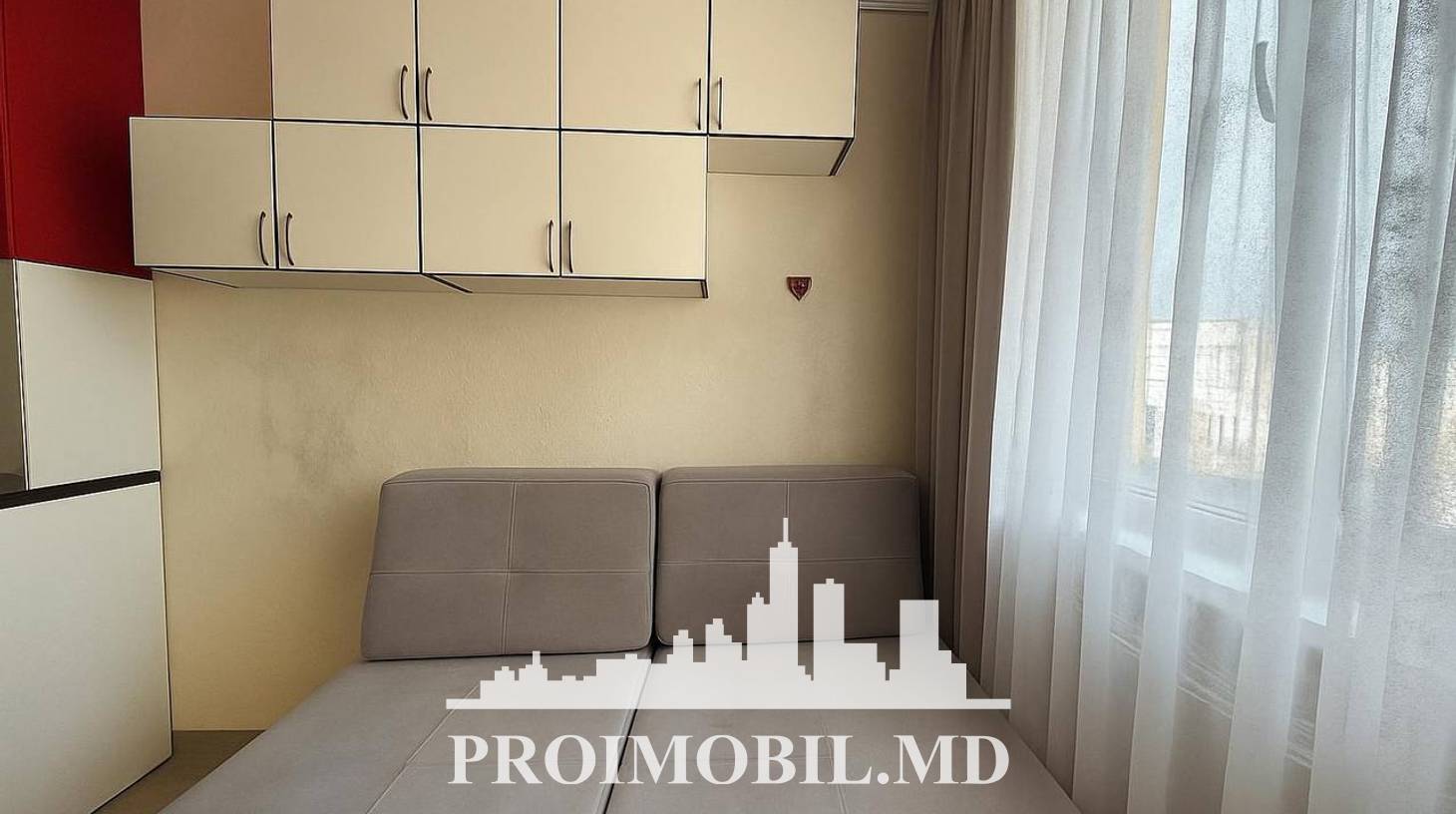 https://images.proimobil.md/Zy27dO8VBbCiwuhOzOZ9dpndeKpjNSIH1ztM5ay-S68/watermark:0.75:so:0:30:0.39/resize:fill:1460:816:1/gravity:ce/bG9jYWw6Ly8vZXN0YXRlL2xyLzQwZTc0NzVlLTlmNmItNDllNy05NGNiLTNlZTUwMDU2MDliOC5qcGVn