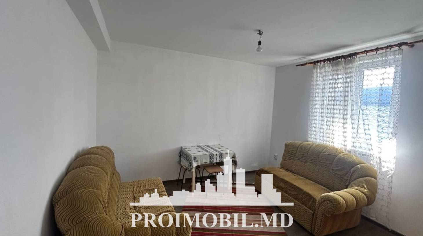 https://images.proimobil.md/_1_wIn3sydu6yj-kktP893Z6FsN_TR22D1AKzPiXoHc/watermark:0.75:so:0:30:0.39/resize:fill:1460:816:1/gravity:ce/bG9jYWw6Ly8vZXN0YXRlL2xyL2JlNzZlNTk4LTIxOWMtNDgxNi04OWMyLTVlMjcwYzNmNDJiZi5qcGVn