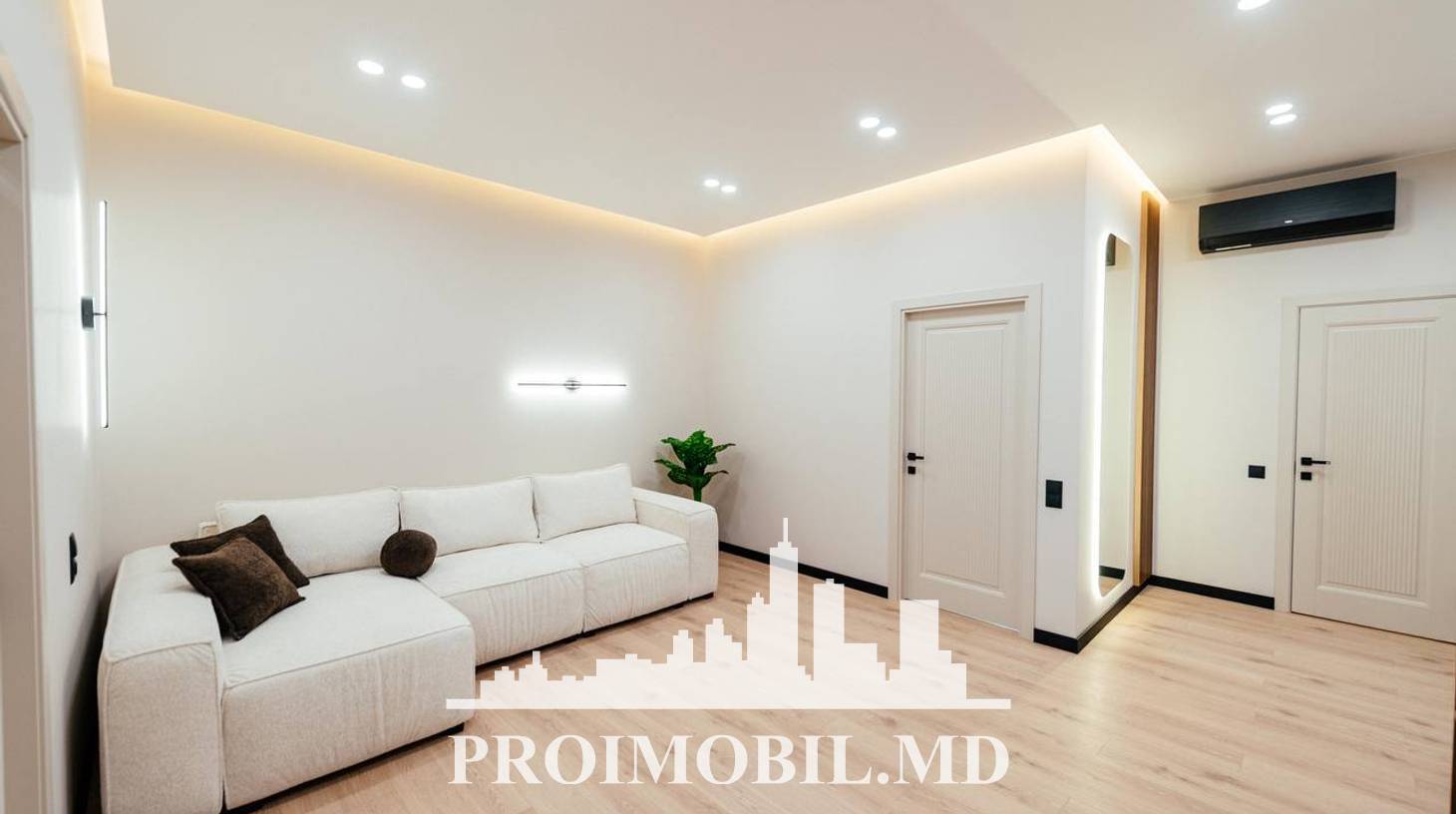 https://images.proimobil.md/_4vsyyaYUdv3vfOCo-s8U1fhBvlOfxiyC7mxt41JDjo/watermark:0.75:so:0:30:0.39/resize:fill:1460:816:1/gravity:ce/bG9jYWw6Ly8vZXN0YXRlL2xyLzBhYTg0YjBmLTFmY2UtNDcxZS1hMjA0LTRiMjM4NzU5NTI3NS5qcGVn