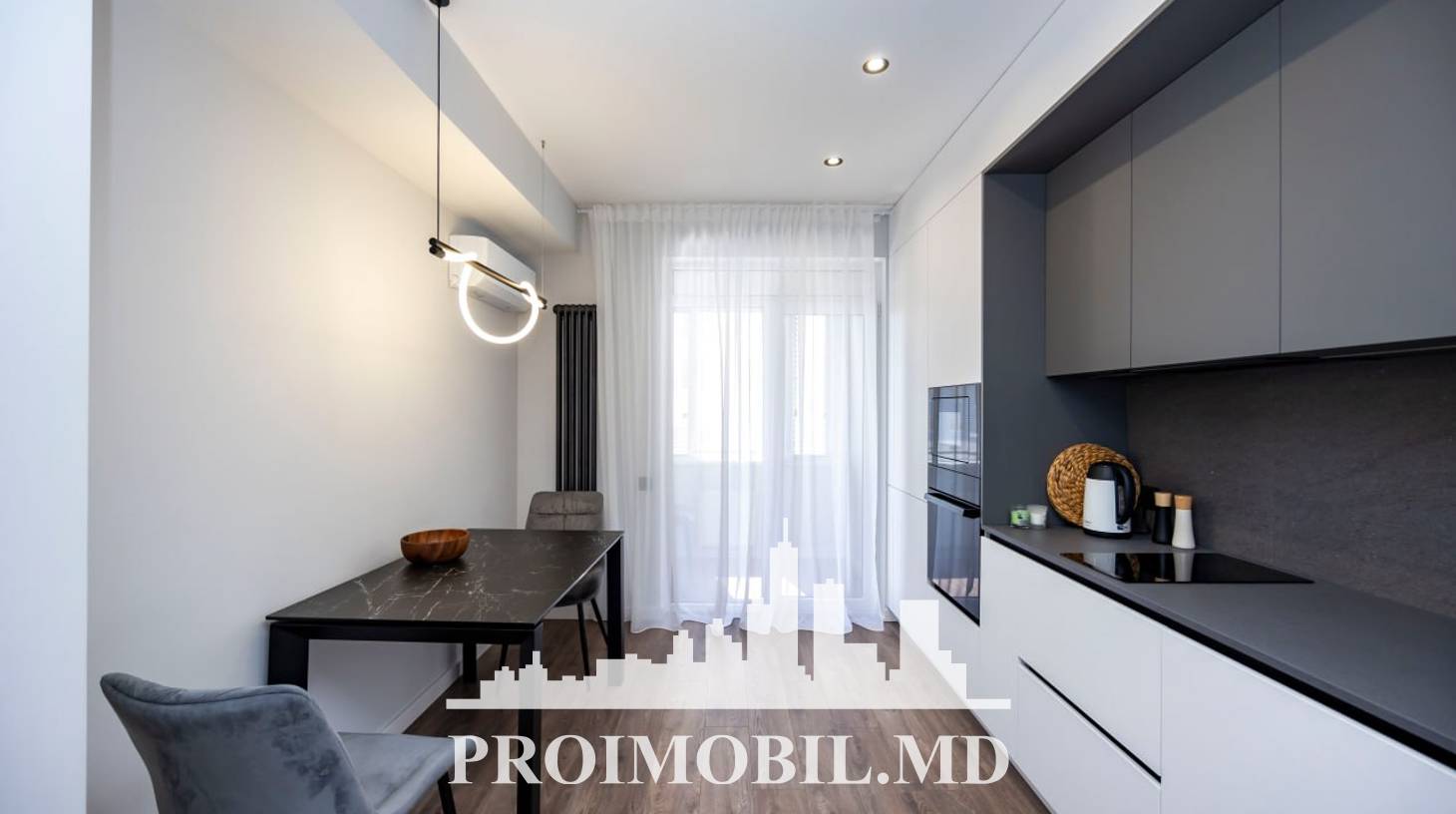 https://images.proimobil.md/_Bn2AVZ1q971qibpsD-Fi8-Gz7lobwiJJM58MlfySG8/watermark:0.75:so:0:30:0.39/resize:fill:1460:816:1/gravity:ce/bG9jYWw6Ly8vZXN0YXRlL2xyLzNhZDY3NzhmLTA3MzUtNDgzZC05YjUzLTc0ZGU0MDJlMGU3NS5qcGVn