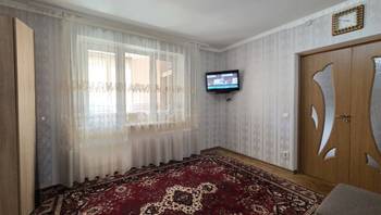 https://images.proimobil.md/_EwqKiOBw3mogiizOxn-09n51rGmSGg1doevaKbq7SM/resize:fill:350:198:1/gravity:ce/bG9jYWw6Ly8vZXN0YXRlL2xyL2M0YjA3MWI2LTA0NjEtNDAwMS05MzlkLWYwZDVkNjk1ZDk1MC5qcGVn