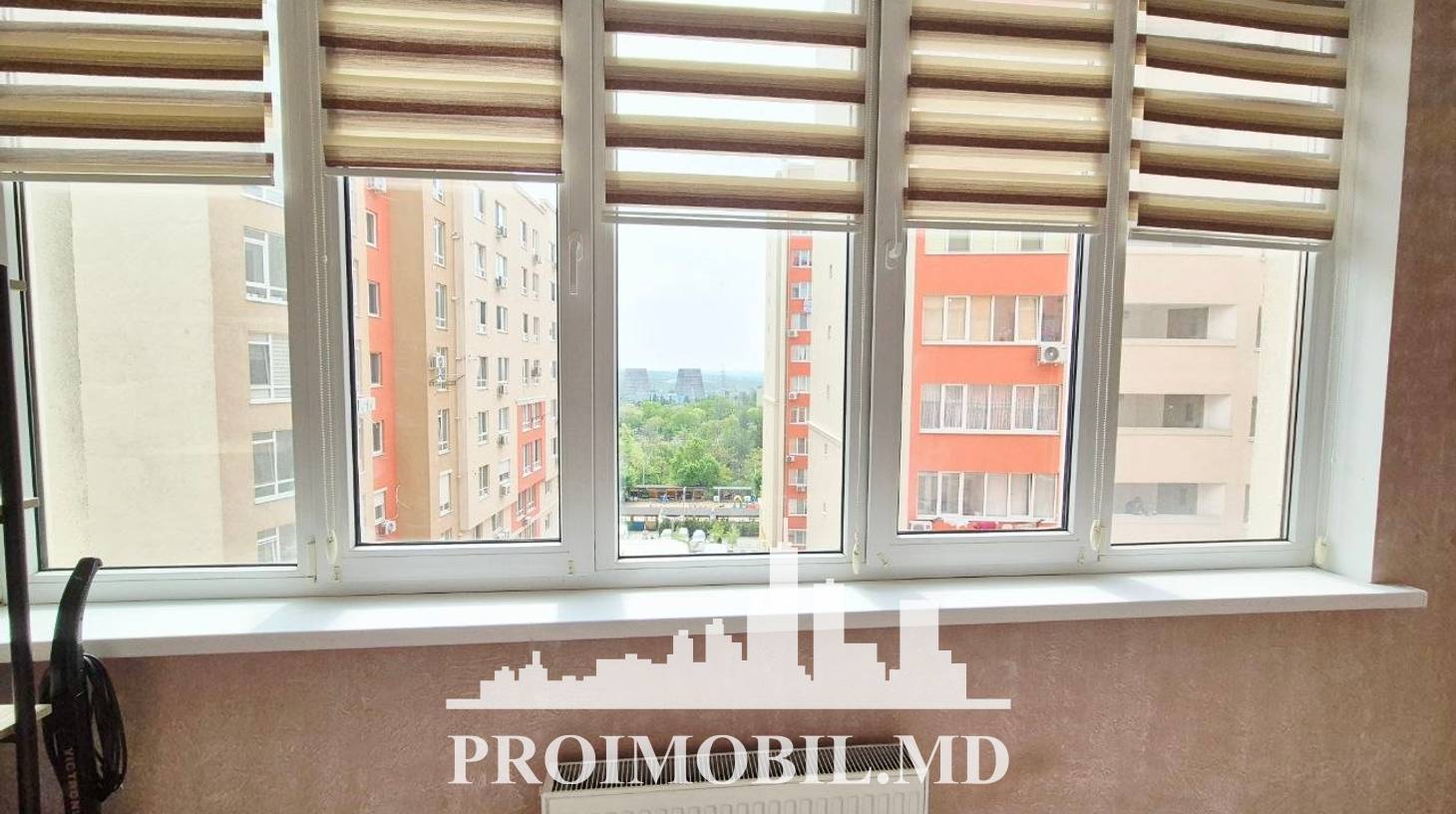 https://images.proimobil.md/_KOJQJql7og8xC4Il2oLeR1cSoHdGTFiahPJbz4KM7U/watermark:0.75:so:0:30:0.39/resize:fill:1460:816:1/gravity:ce/bG9jYWw6Ly8vZXN0YXRlL2xyLzI1NjNiM2ViLTc5NDMtNGFlMS04NzAwLTYzNTA5NWZlZGM3MS5qcGVn
