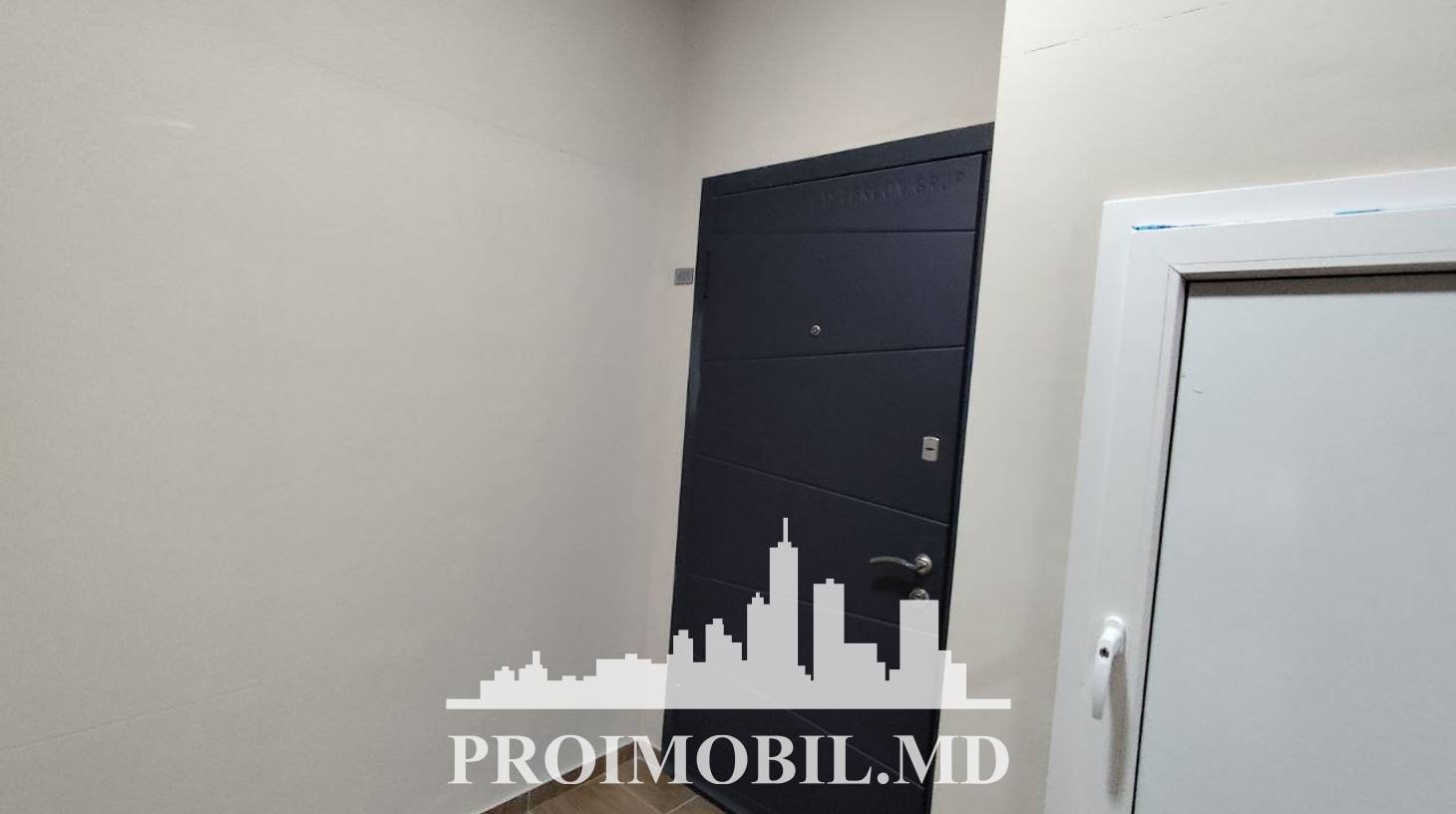 https://images.proimobil.md/_L0hr3Fvenn5OiQxNvT8iobM__uHMIXeIJB3wD4dpuA/watermark:0.75:so:0:30:0.39/resize:fill:1460:816:1/gravity:ce/bG9jYWw6Ly8vZXN0YXRlL2xyLzU0ZDFkN2M2LWY1NDAtNGI1Ny1iZjY5LWFiYTQwNjljZjc0Yi5qcGVn