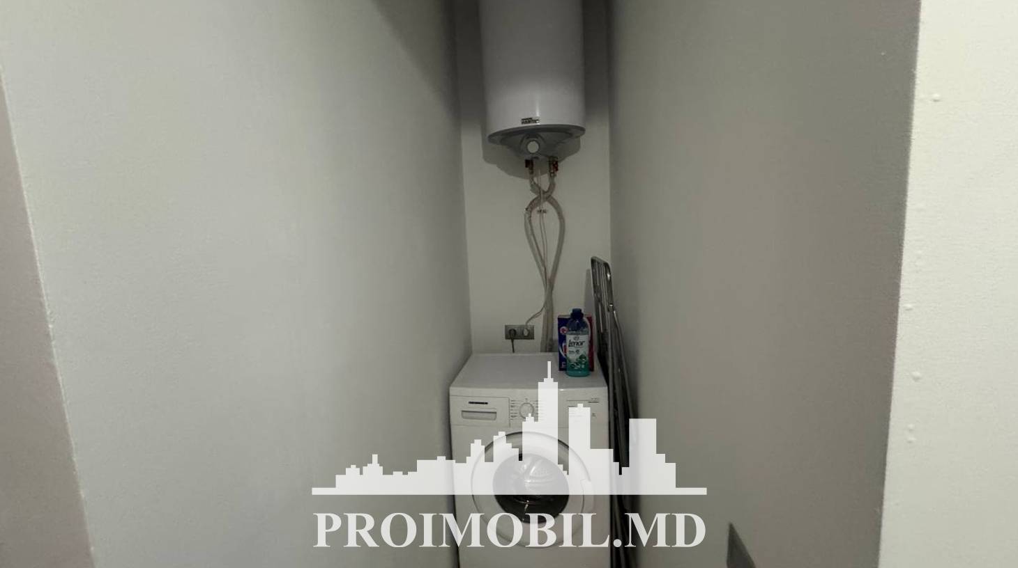 https://images.proimobil.md/_MEMa1GVO3TeLM5wQlLx1F1ugXHPq77xZF9L3SrMnzg/watermark:0.75:so:0:30:0.39/resize:fill:1460:816:1/gravity:ce/bG9jYWw6Ly8vZXN0YXRlL2xyLzBmMzE4YzA3LTZmYzEtNGM3NS04MzhiLTJjYzZlN2QwNDUxNC5qcGVn