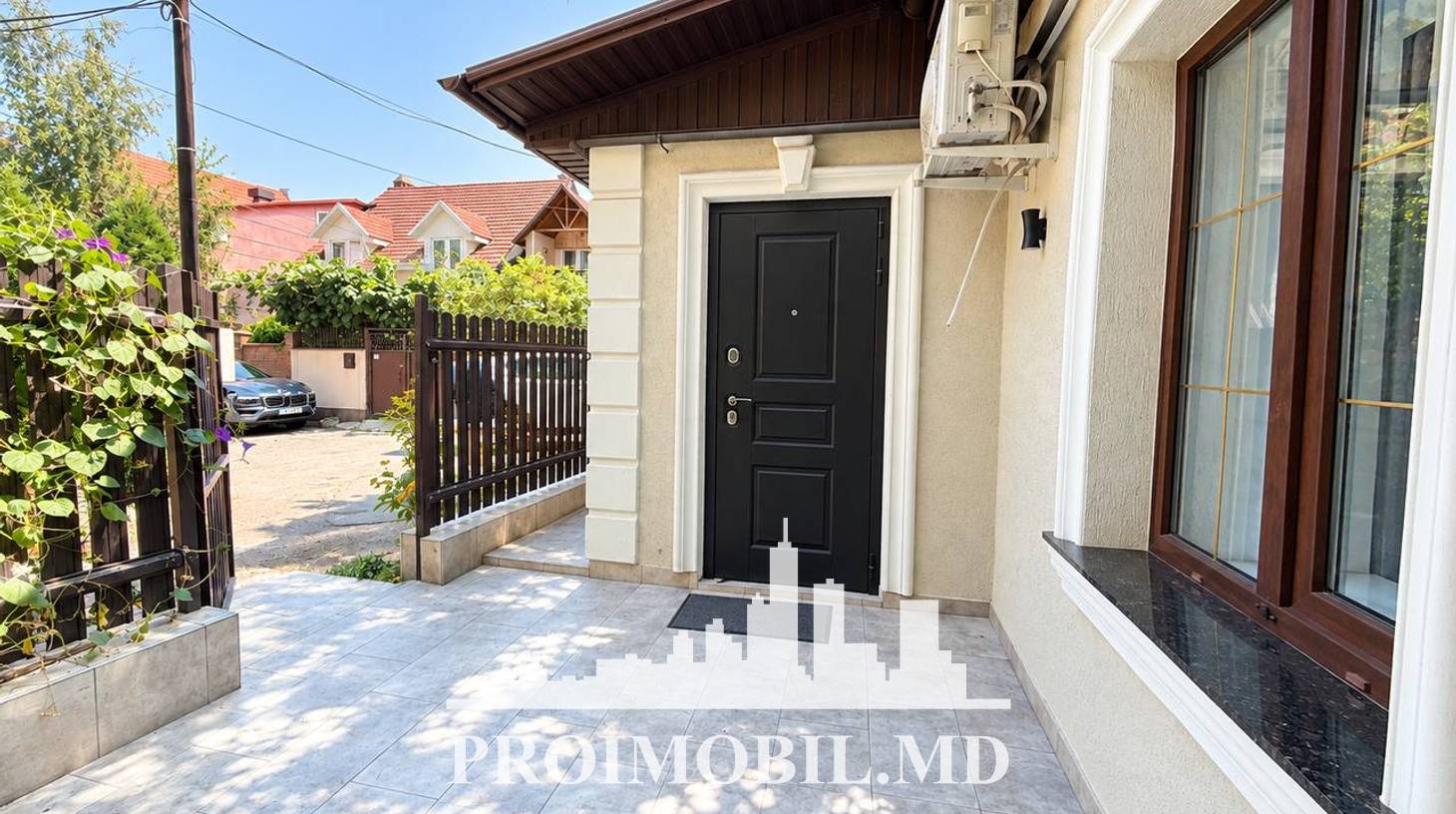 https://images.proimobil.md/_NS7UQIKmneynYEWuL2MfyCmFRIEI1Xvvzb356MMImw/watermark:0.75:so:0:30:0.39/resize:fill:1460:816:1/gravity:ce/bG9jYWw6Ly8vZXN0YXRlL2xyL2M2ZjU4NzIxLTNmNDUtNGMxNy1hOTkyLWQ2NzVkMjMwZGY2NC5qcGVn
