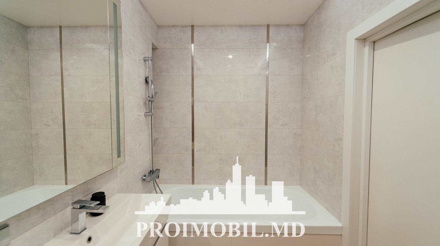 https://images.proimobil.md/_OUOl86QFhZ2d6dROo7qgfpZytu600yMikpCDQdrwDQ/watermark:0.75:so:0:30:0.39/resize:fill:1460:816:1/gravity:ce/bG9jYWw6Ly8vZXN0YXRlL2xyL2MzYmMxMDMwLWRjOTctNDRhZC1iMmQ4LTYwMjY1ZTI0MGJkNC5qcGVn
