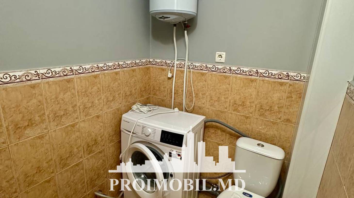 https://images.proimobil.md/_Q2eWnjQgn58YKbPQ65uvt_aOWFs4fDzqtrZPeUjF30/watermark:0.75:so:0:30:0.39/resize:fill:1460:816:1/gravity:ce/bG9jYWw6Ly8vZXN0YXRlL2xyL2VmYTk1YTgwLTUyZjEtNGMzYy1iYTk1LWVmZjZmMzQ0ZGM3OS5qcGVn