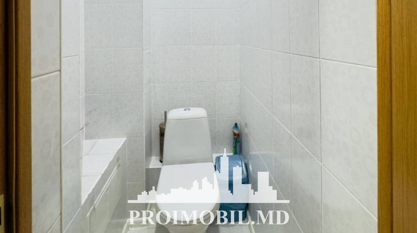 https://images.proimobil.md/_RjtLTOzXwQL7oLq2gCkUAsoKZx7zPys-trkYHfZMj4/watermark:0.75:so:0:30:0.39/resize:fill:1460:816:1/gravity:ce/bG9jYWw6Ly8vZXN0YXRlL2xyL2E5N2E0YzQwLTdjZmYtNDJiOC1hNmQ5LWU5ZWMyNGEyNTBhMi5qcGVn