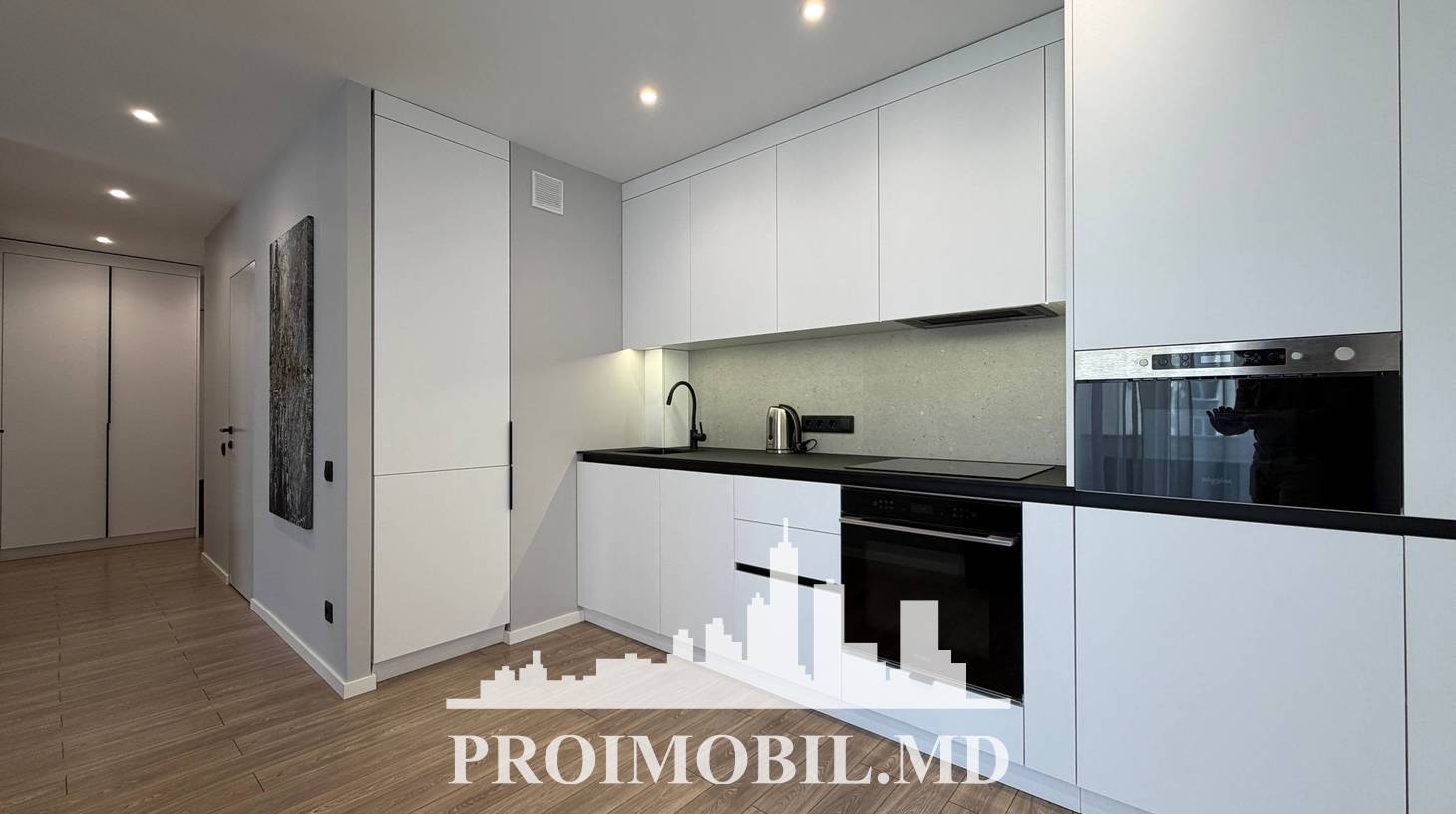 https://images.proimobil.md/_UAELEWLmHvf1YQXWMdnSEfZnLUaUta2fecUY3VHKpo/watermark:0.75:so:0:30:0.39/resize:fill:1460:816:1/gravity:ce/bG9jYWw6Ly8vZXN0YXRlL2xyL2NiZmE5NDNlLWU4YWQtNGVmMC1iNWNiLWEzMzQ1NTYxODQyOC5qcGVn