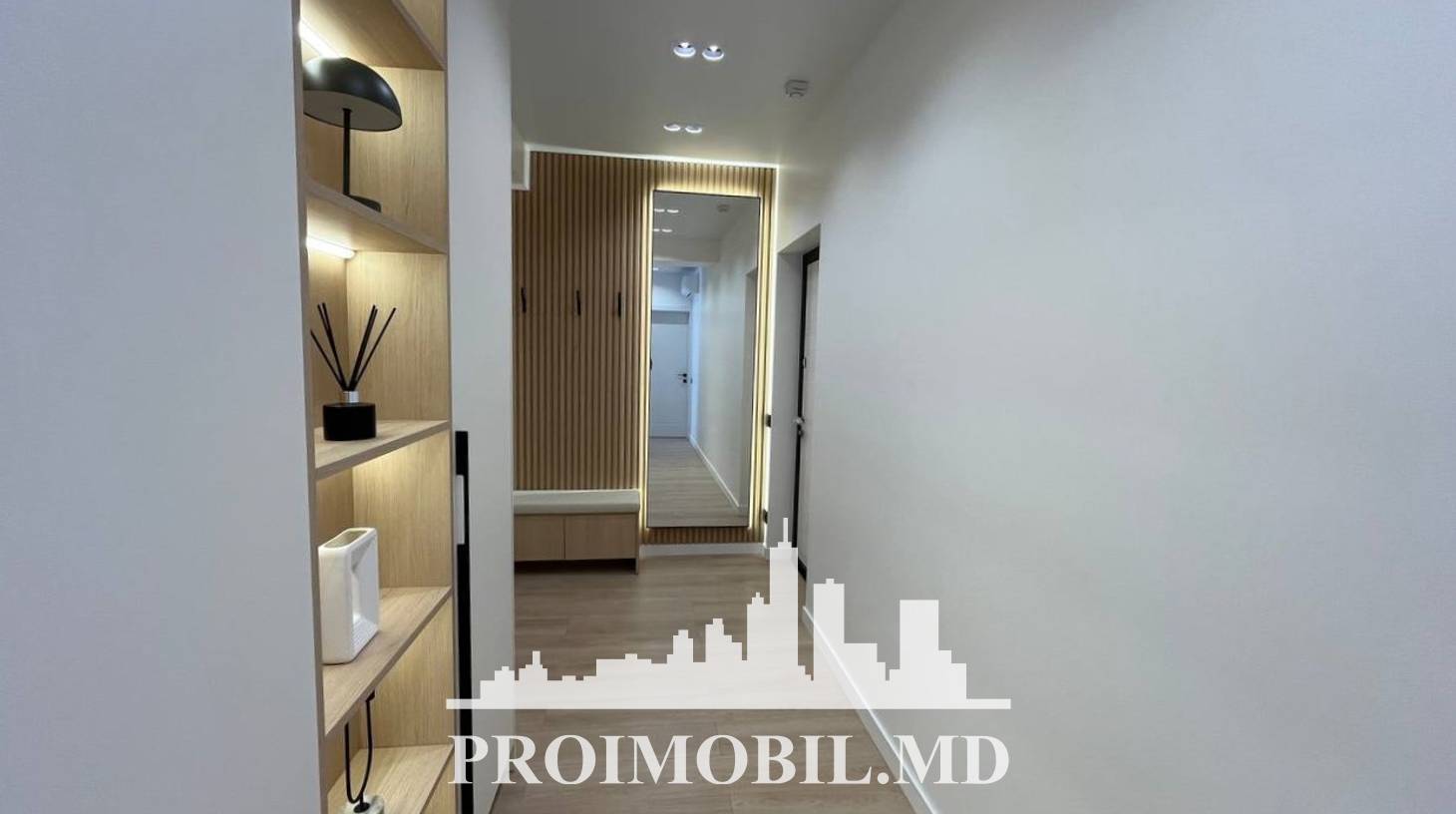 https://images.proimobil.md/_WEno3lrGMPZpTy81zApYUAa6xUozxlgbAnJT9Z86nk/watermark:0.75:so:0:30:0.39/resize:fill:1460:816:1/gravity:ce/bG9jYWw6Ly8vZXN0YXRlL2xyL2FiY2M0Yzg5LWMyMTYtNGFhNi04N2JiLTUwZjUyNzhlODZlMC5qcGVn