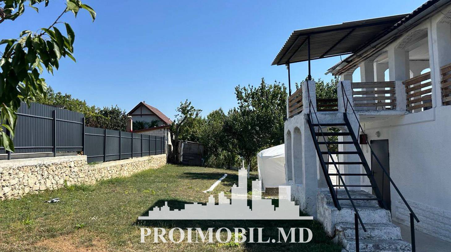 https://images.proimobil.md/__nsjf7yFDPEz0Es2y3ZXP0cwFj6vU7glHFsay8RW5Y/watermark:0.75:so:0:30:0.39/resize:fill:1460:816:1/gravity:ce/bG9jYWw6Ly8vZXN0YXRlL2xyL2I3NWFjN2QwLTMxMDEtNDczNS04MjA5LWMyZGVmZWQyN2I1My5qcGVn