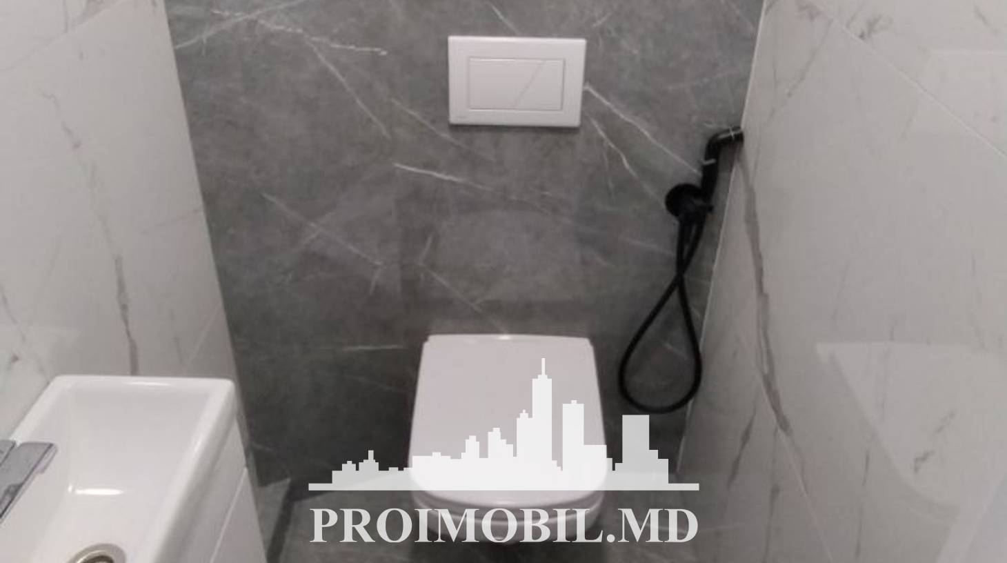 https://images.proimobil.md/_ayWyu4XKcQYB2AFWd170wPqxIG7rrVdNpMdzL41O5o/watermark:0.75:so:0:30:0.39/resize:fill:1460:816:1/gravity:ce/bG9jYWw6Ly8vZXN0YXRlL2xyLzIzZDRjYmI2LWNmMGMtNDhiZS05M2VmLWQyODZkYWJhNDBmYi5qcGVn