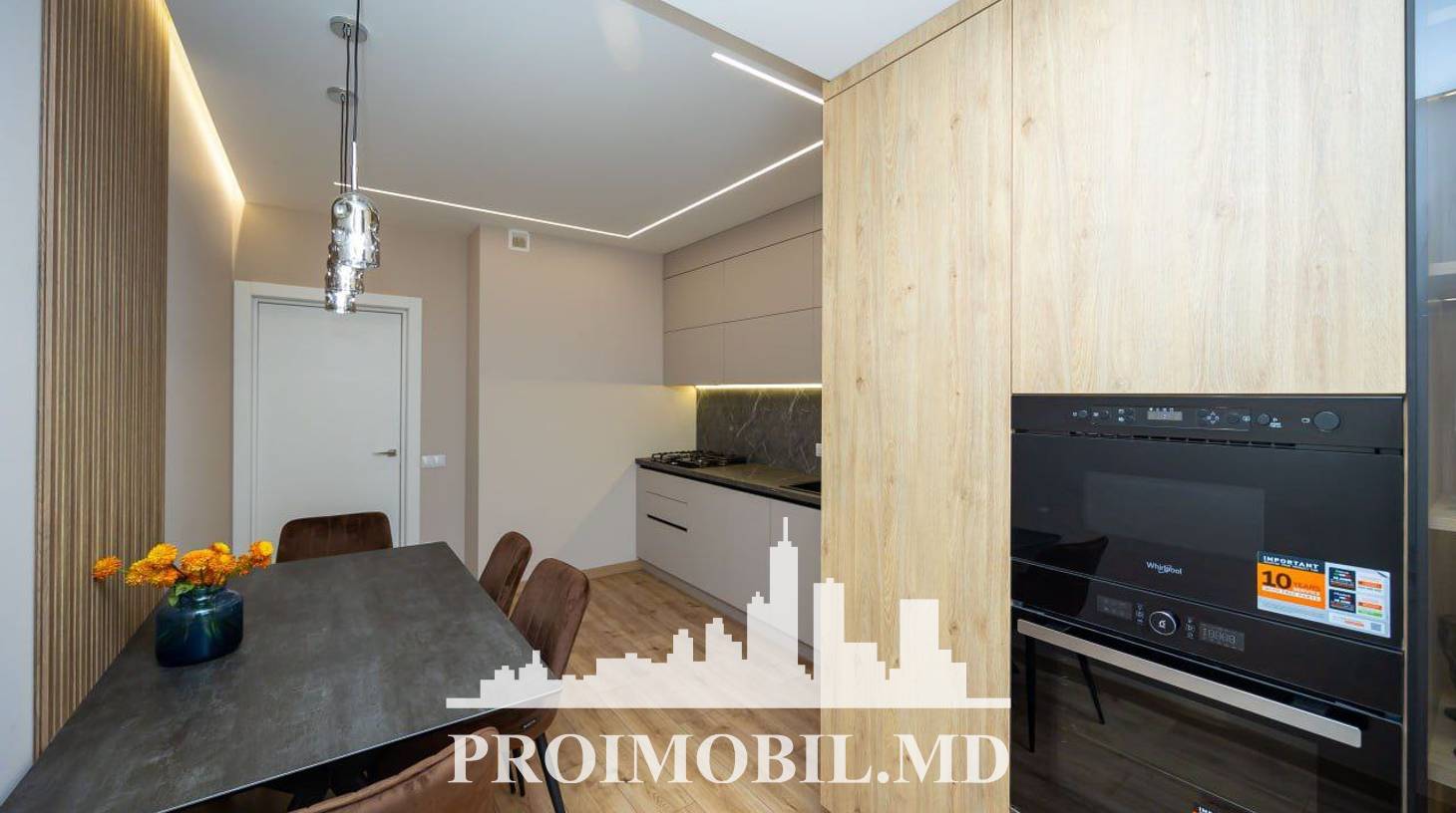 https://images.proimobil.md/_bNr8V6pxnhI1lXkKw6cOmO4aHhF8U5fhHQKQjUbohI/watermark:0.75:so:0:30:0.39/resize:fill:1460:816:1/gravity:ce/bG9jYWw6Ly8vZXN0YXRlL2xyLzJkYjA1ZDU2LTQ5ZDQtNDFiNC1iMDcwLTdkOTBhMWViYWU5MC5qcGVn