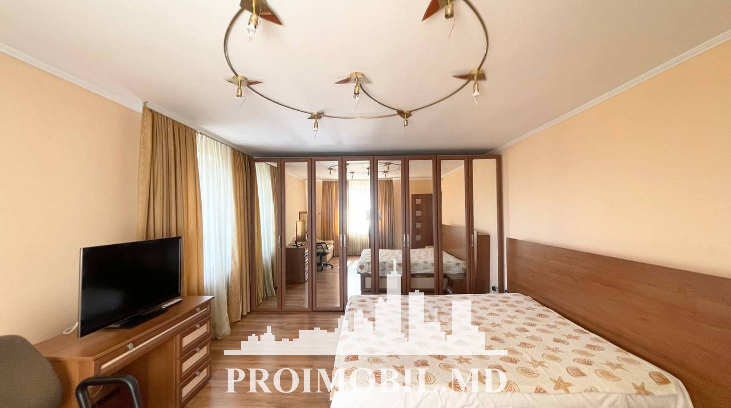 https://images.proimobil.md/_c78JpejSBVuiE8O7e3zvSiyjNOwEA0NymIESG5nfrM/watermark:0.75:so:0:30:0.39/resize:fill:1460:816:1/gravity:ce/bG9jYWw6Ly8vZXN0YXRlL2xyL2Y0ZjIzNWQxLTM1YzgtNGNiMS1iNDU1LTgxNjc3ZWE5NGNlZC5qcGVn