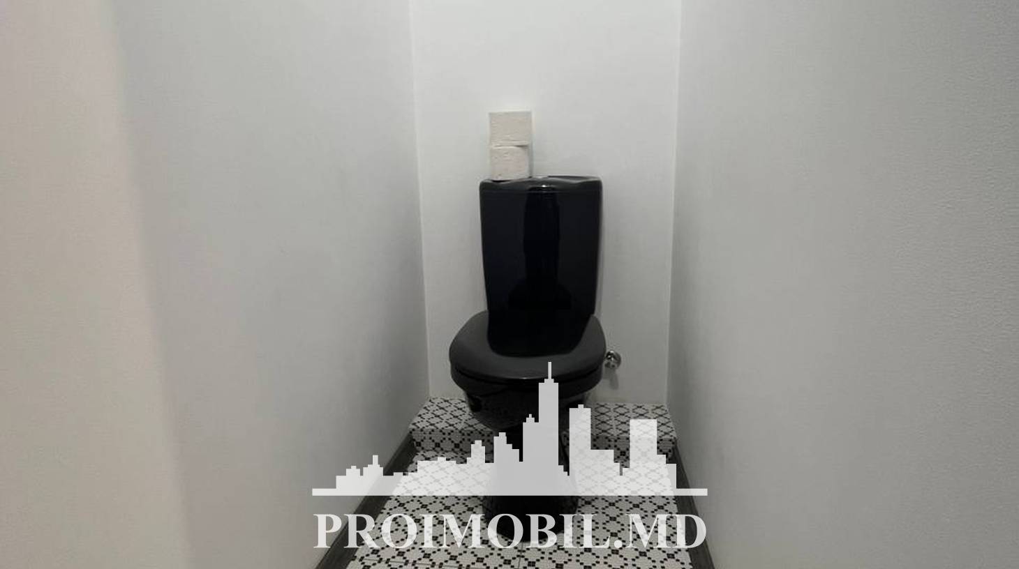 https://images.proimobil.md/_duSMC-SQMxLy6NwUzKrWRl8lECV_GhwdYs6X7RsH7g/watermark:0.75:so:0:30:0.39/resize:fill:1460:816:1/gravity:ce/bG9jYWw6Ly8vZXN0YXRlL2xyL2YyMzkxMGVjLWNjYjktNGExMS05MGFlLTlkZDA2ZmI0MmZhOS5qcGVn