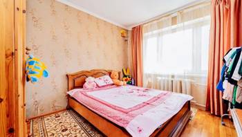 https://images.proimobil.md/_e-nui9vOWA3sLUXgCI4gFLCJTz2xK9CNLwD_v6nPpk/resize:fill:350:198:1/gravity:ce/bG9jYWw6Ly8vZXN0YXRlL2xyLzg5Y2U2NzQwLWRlNzAtNGZhNC04MTViLWNkMTZhODhlYTRhYi5qcGVn