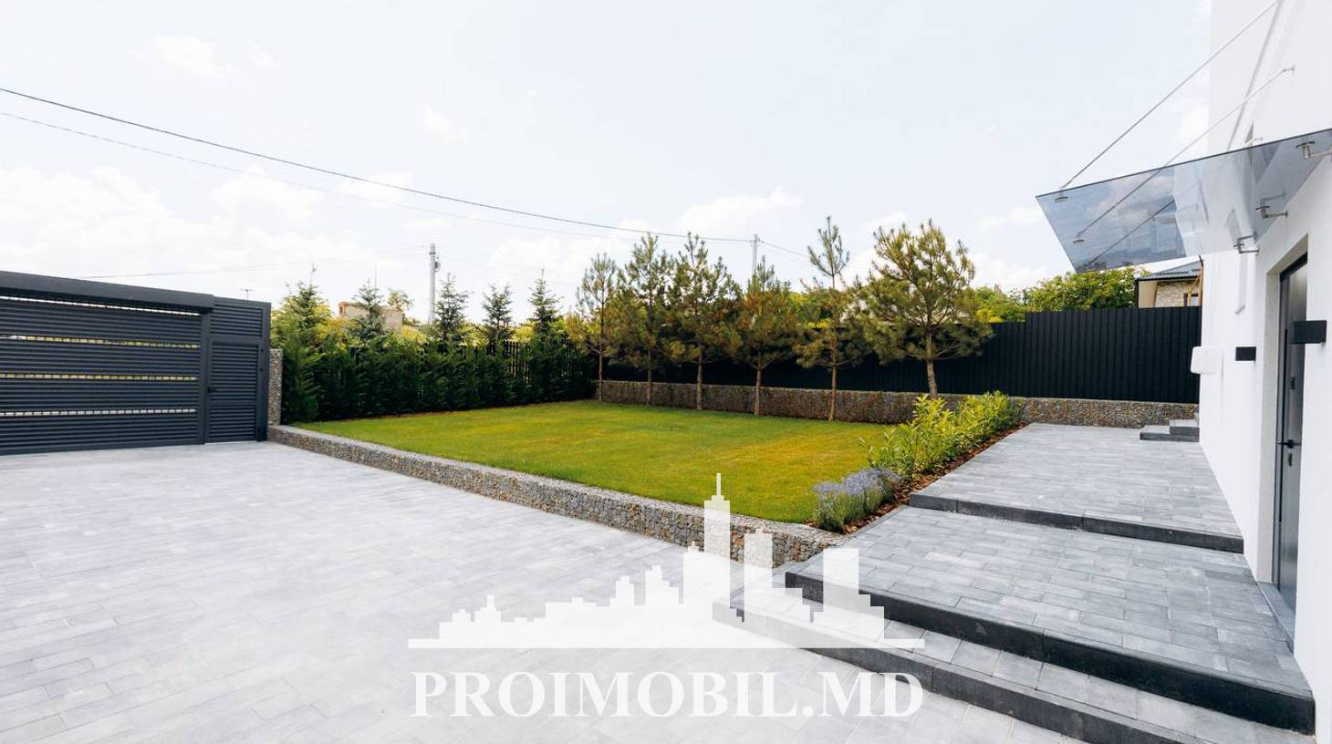 https://images.proimobil.md/_jBwpWO7pqxzhXQ9f8DsCpZkGN_KsPzEwN1ZM-w2934/watermark:0.75:so:0:30:0.39/resize:fill:1460:816:1/gravity:ce/bG9jYWw6Ly8vZXN0YXRlL2xyLzk1M2Y0ODIxLTNjMjEtNDI4MS1iYWMyLTUxZDAzNjRkYmJmYS5qcGVn