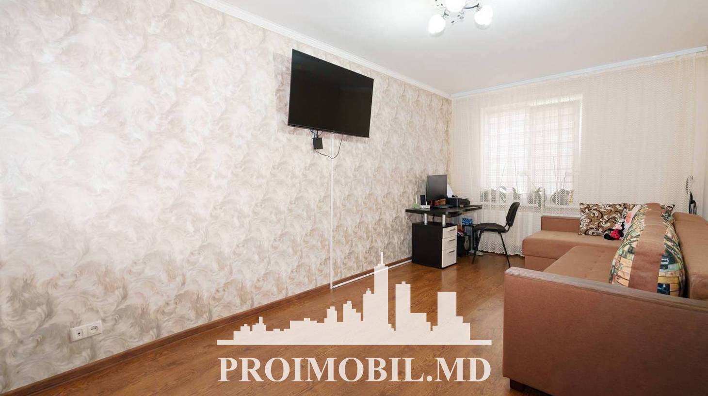 https://images.proimobil.md/_jDdovpNpMFFS3ywEH1Z62_lVAPhaTimzgPM_e0FDfk/watermark:0.75:so:0:30:0.39/resize:fill:1460:816:1/gravity:ce/bG9jYWw6Ly8vZXN0YXRlL2xyL2ViY2ZhYWY0LWI2MzYtNGZjZC04ODQ0LWUzMTg0NjVjMGUzMi5qcGVn