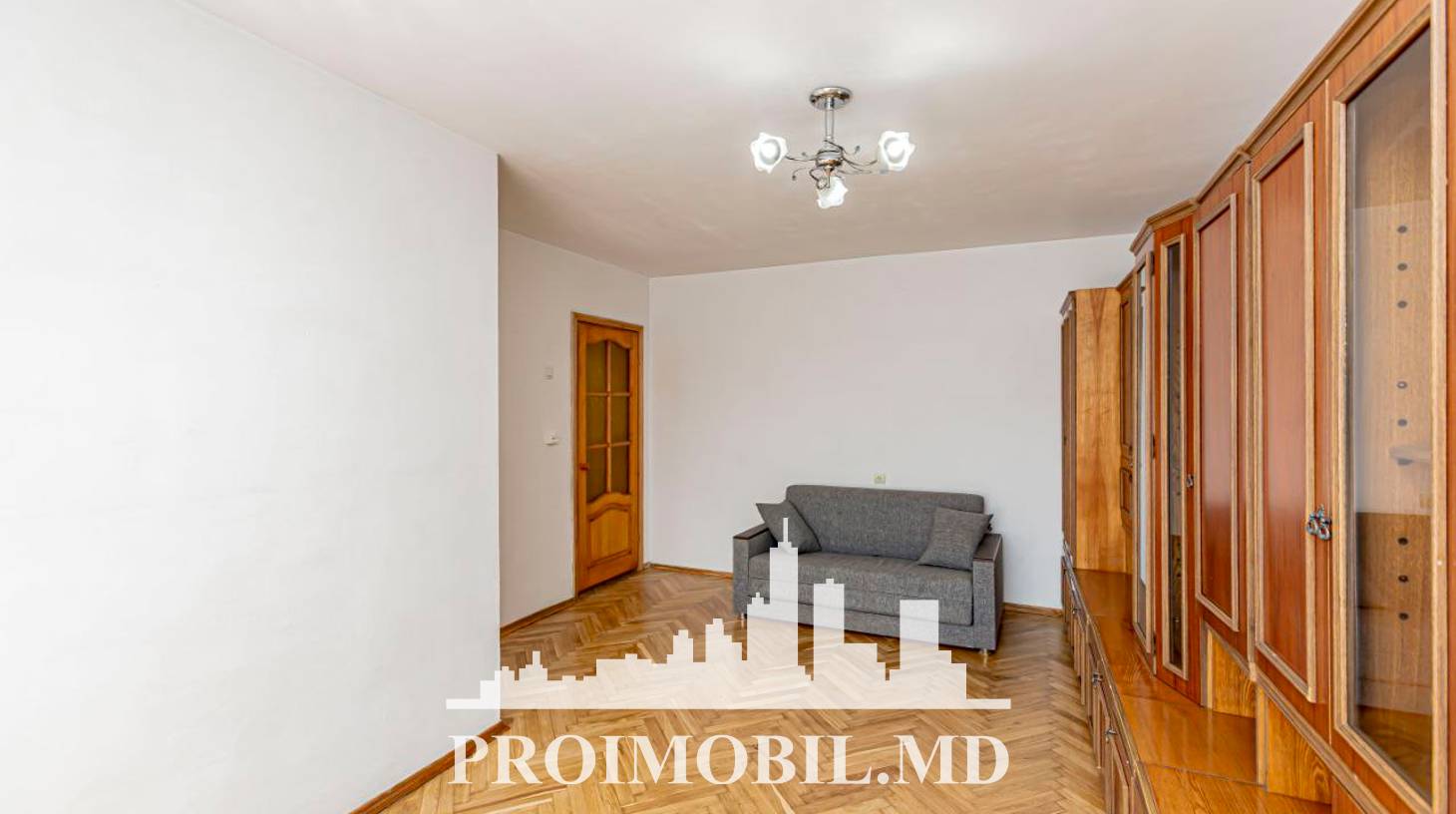 https://images.proimobil.md/_mjAXvRP5c8HwiGdYoot55An1O8m-xUlTZKkrOG_O9w/watermark:0.75:so:0:30:0.39/resize:fill:1460:816:1/gravity:ce/bG9jYWw6Ly8vZXN0YXRlL2xyL2I0Y2Q5OWJjLTM2M2EtNDM4YS04ZDhiLTBhYTk0MzQzMTVkNC5qcGVn