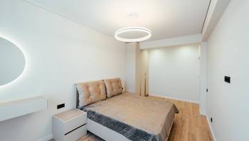 https://images.proimobil.md/_oCb92-c-MUFaF-LJSH5yhgfrGIQqk2j1uEmAu8M1Fo/resize:fill:350:198:1/gravity:ce/bG9jYWw6Ly8vZXN0YXRlL2xyLzEwNWE5NTBjLTM1ZjEtNDRiNy05NmM0LTZmNjczZDBjYjJlZi5qcGVn