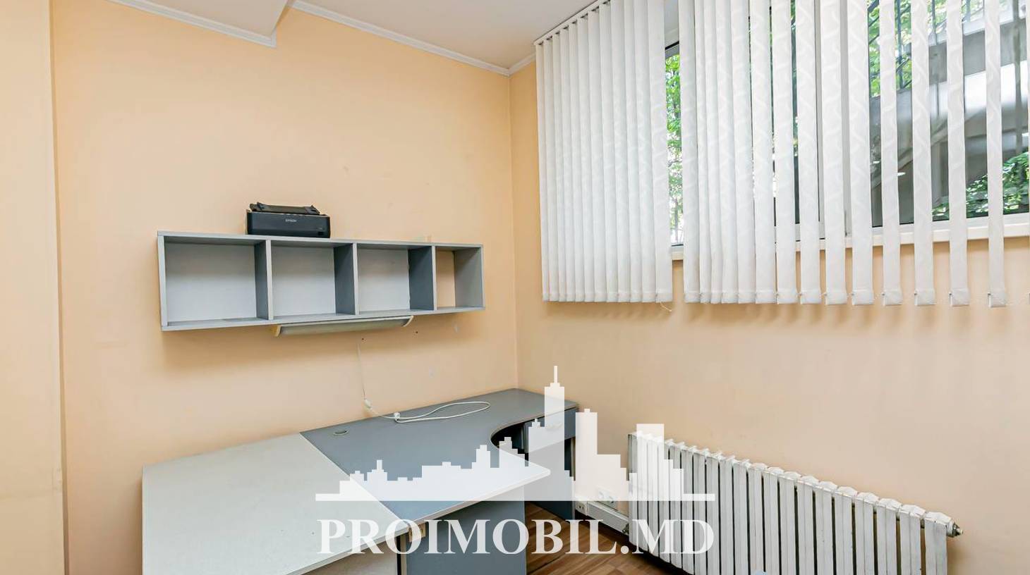 https://images.proimobil.md/_vkTpwr6cF5yGohkds2duNSB-NE9uH5rWQ0ne6HTKoY/watermark:0.75:so:0:30:0.39/resize:fill:1460:816:1/gravity:ce/bG9jYWw6Ly8vZXN0YXRlL2xyLzEwZGE1NWM5LTkxZDUtNGJiNS1iYmE5LTljY2Q1NWY2N2U4ZC5qcGVn