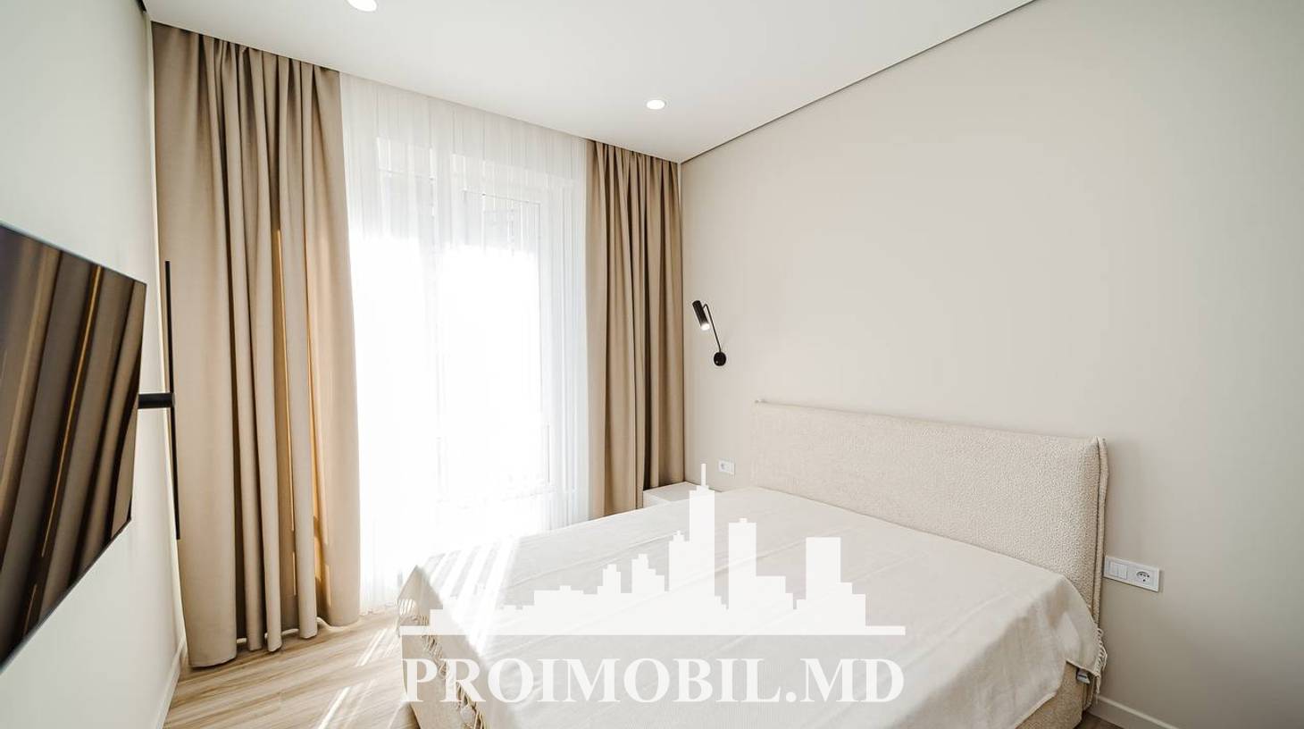 https://images.proimobil.md/_x8MDBCmuak3OpyN4Aja5_kTg6snC_P1nUQSxfeX_4I/watermark:0.75:so:0:30:0.39/resize:fill:1460:816:1/gravity:ce/bG9jYWw6Ly8vZXN0YXRlL2xyLzBiZGE1NWRjLTAxOWMtNDM3NC1iN2Q3LTczNGFkMTEyYmM4NS5qcGVn