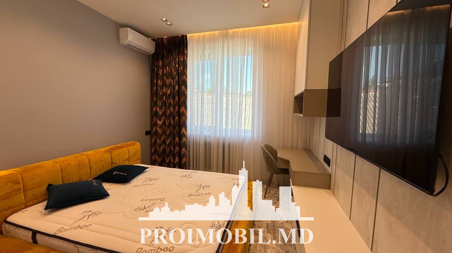 https://images.proimobil.md/_z8z-T2vjftM-U6zHY9uuO23gtcMcL1kh26fQZwRxbE/watermark:0.75:so:0:30:0.39/resize:fill:1460:816:1/gravity:ce/bG9jYWw6Ly8vZXN0YXRlL2xyLzM4ZTViZTMyLTI1YzgtNDNmNS1hMTBlLTg1ZjExMmI5ZjVlNi5qcGVn