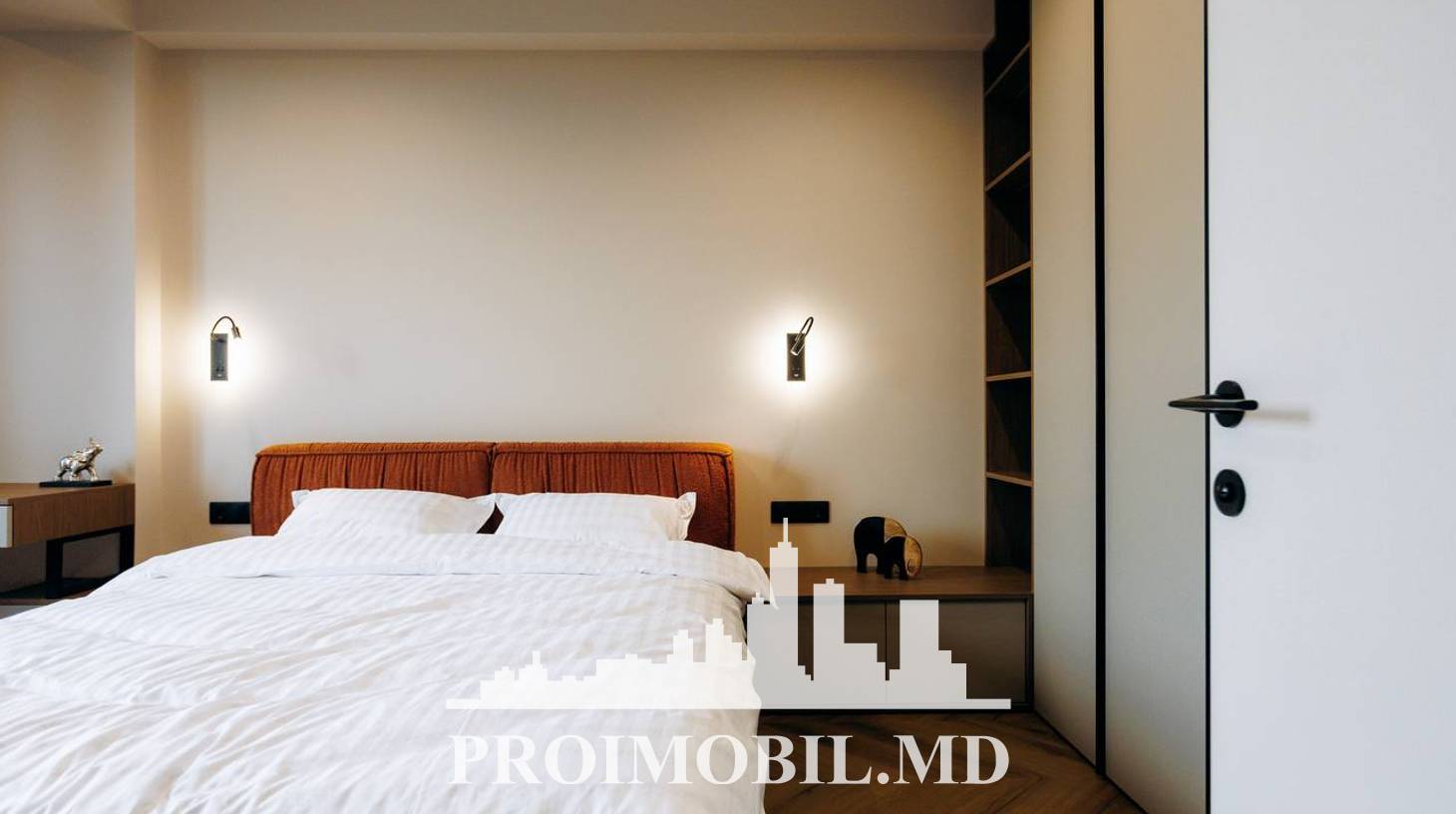 https://images.proimobil.md/a0jCWakCGLLlIfYSQ9K7RNiJQWcr9nrAJe3S-QcybdA/watermark:0.75:so:0:30:0.39/resize:fill:1460:816:1/gravity:ce/bG9jYWw6Ly8vZXN0YXRlL2xyLzBiOTM1YjdmLTM1MWQtNDg4ZS1hMGQxLTgyZGY4NTRlMDVjZC5qcGVn