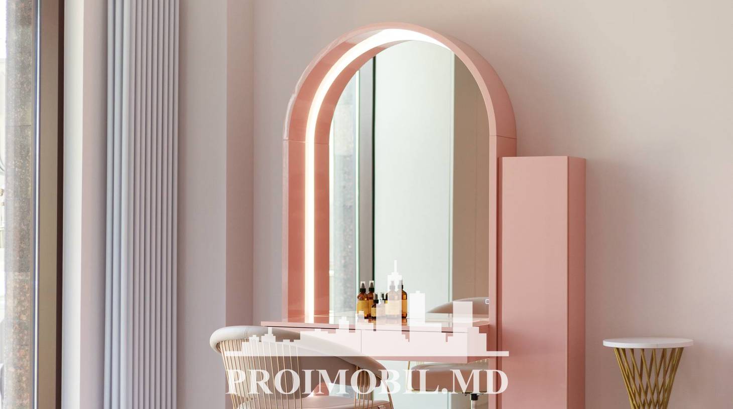 https://images.proimobil.md/a2LKgA4BGDNK742jbokwNPnqZOCPjRu5mwYz4_c6qIs/watermark:0.75:so:0:30:0.39/resize:fill:1460:816:1/gravity:ce/bG9jYWw6Ly8vZXN0YXRlL2xyLzBjYjk1YzBjLTU0NTItNDYzMS05YWNjLWViZmU4OWVlZGZjZC5qcGVn