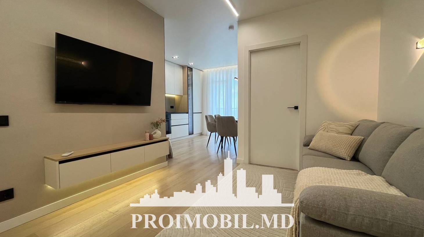 https://images.proimobil.md/a2qR_K4cxU4W7S8OoFqSe4aJs11j3VjjKlqnlidSitc/watermark:0.75:so:0:30:0.39/resize:fill:1460:816:1/gravity:ce/bG9jYWw6Ly8vZXN0YXRlL2xyL2VjNmRlMzk0LTQ5NGEtNGI1MS04YmFmLTE4ZDFkODAwYWU3OS5qcGVn