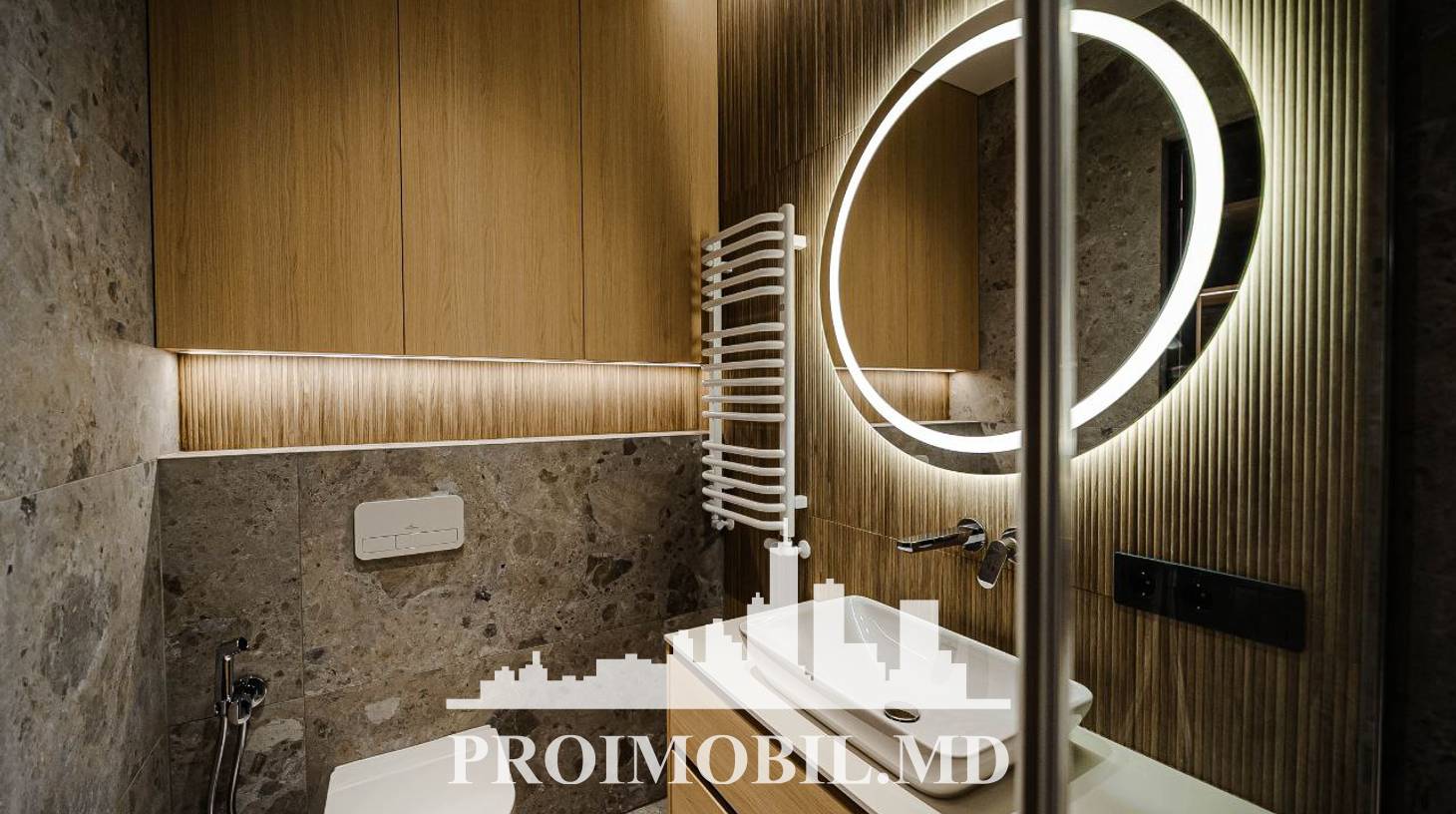 https://images.proimobil.md/a4zMVyzAUiZ3Y13d_yL6svWQFlhZztrB-rTObzVoFHA/watermark:0.75:so:0:30:0.39/resize:fill:1460:816:1/gravity:ce/bG9jYWw6Ly8vZXN0YXRlL2xyL2VkZTk5Y2ZlLTUwNjYtNGQyNC1iYjZiLTQzOGUyYzlhMzRkZi5qcGVn