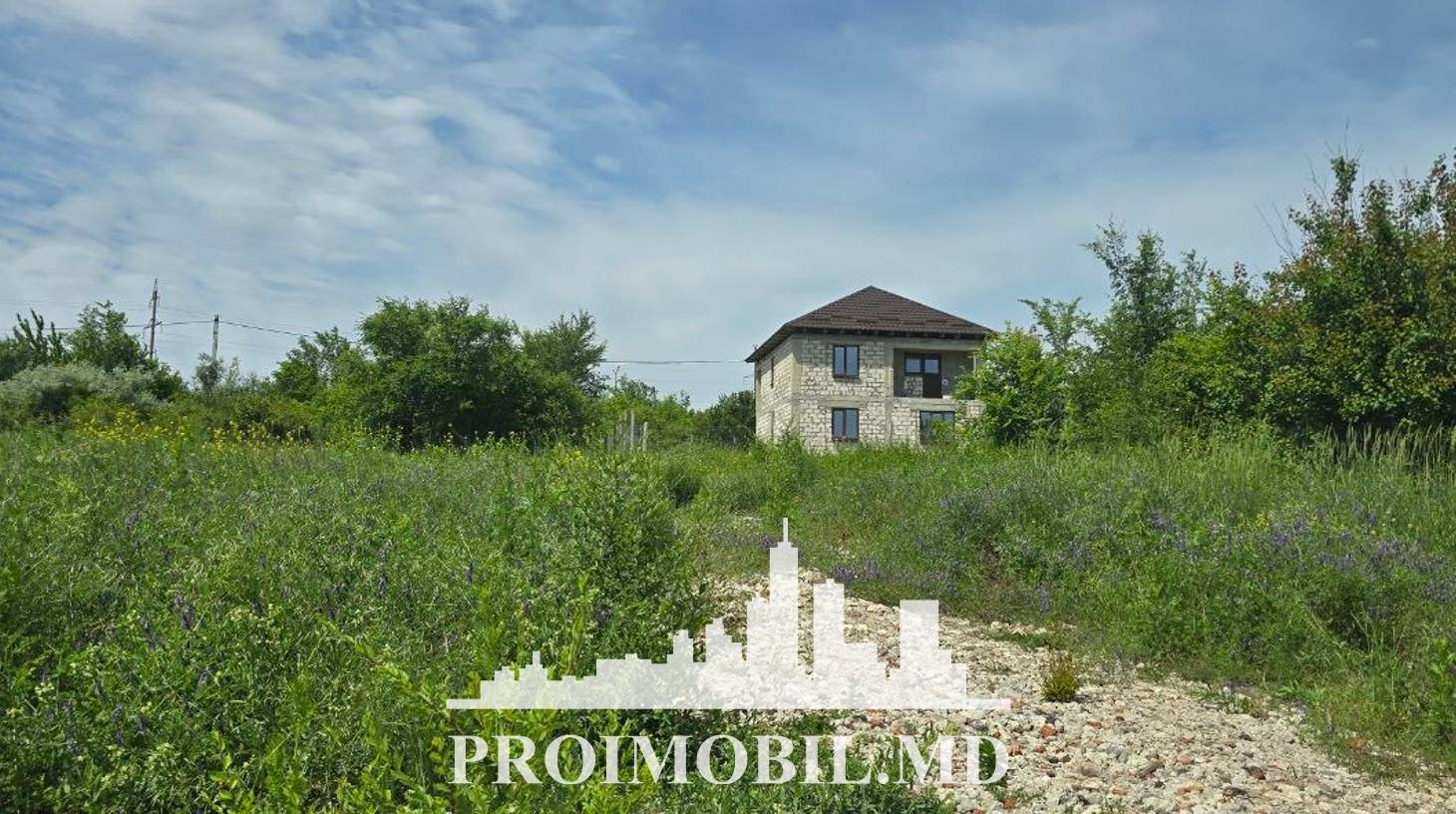 https://images.proimobil.md/a6kKz4IFVOSi2Vn89Rp7fFec1PsQgyvPRzKdP_gIxl4/watermark:0.75:so:0:30:0.39/resize:fill:1460:816:1/gravity:ce/bG9jYWw6Ly8vZXN0YXRlL2xyL2Y3ZmUwNGU2LTcwZTMtNDM3ZS1hY2I0LThkZGJlMjY5OTFmZi5qcGVn