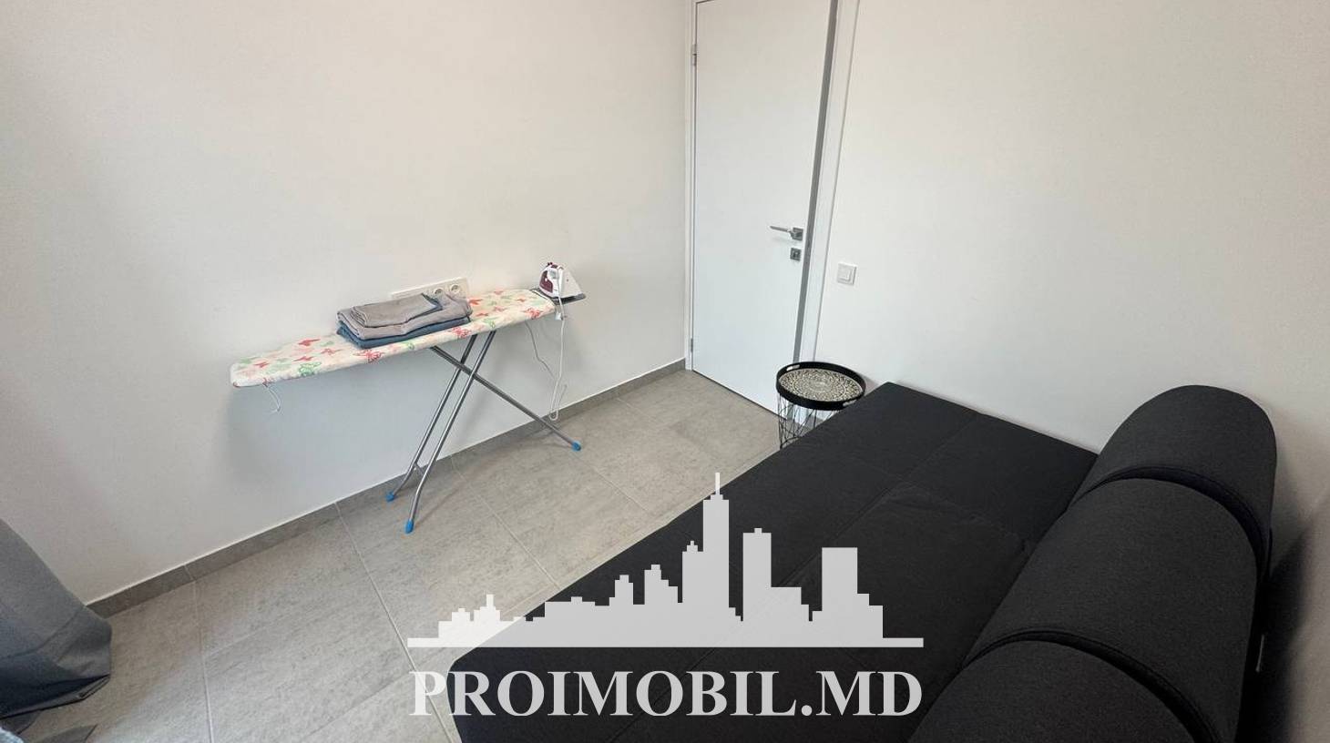https://images.proimobil.md/a8UiK9V-WILLmv1Pe52uAbRf8oUz8qnjFqMhQo4QJys/watermark:0.75:so:0:30:0.39/resize:fill:1460:816:1/gravity:ce/bG9jYWw6Ly8vZXN0YXRlL2xyLzkxYmRhNmRkLTRmOTktNDBkOS1hOWQwLTlkNTQyZGE4ZjIzNC5qcGVn