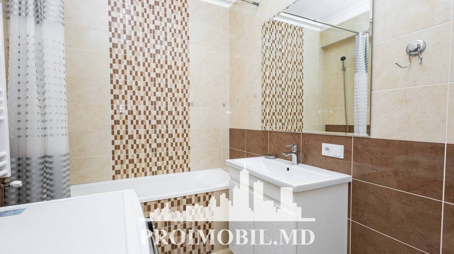 https://images.proimobil.md/a9jQqKevSRNkqwumZp2iimPpaVrpmk5sUMLXSrvmRn0/watermark:0.75:so:0:30:0.39/resize:fill:1460:816:1/gravity:ce/bG9jYWw6Ly8vZXN0YXRlL2xyLzk5ZDY3NDc1LTFkNmQtNDkxMS05M2M1LTllMmNhYjVkYTFiZC5qcGVn