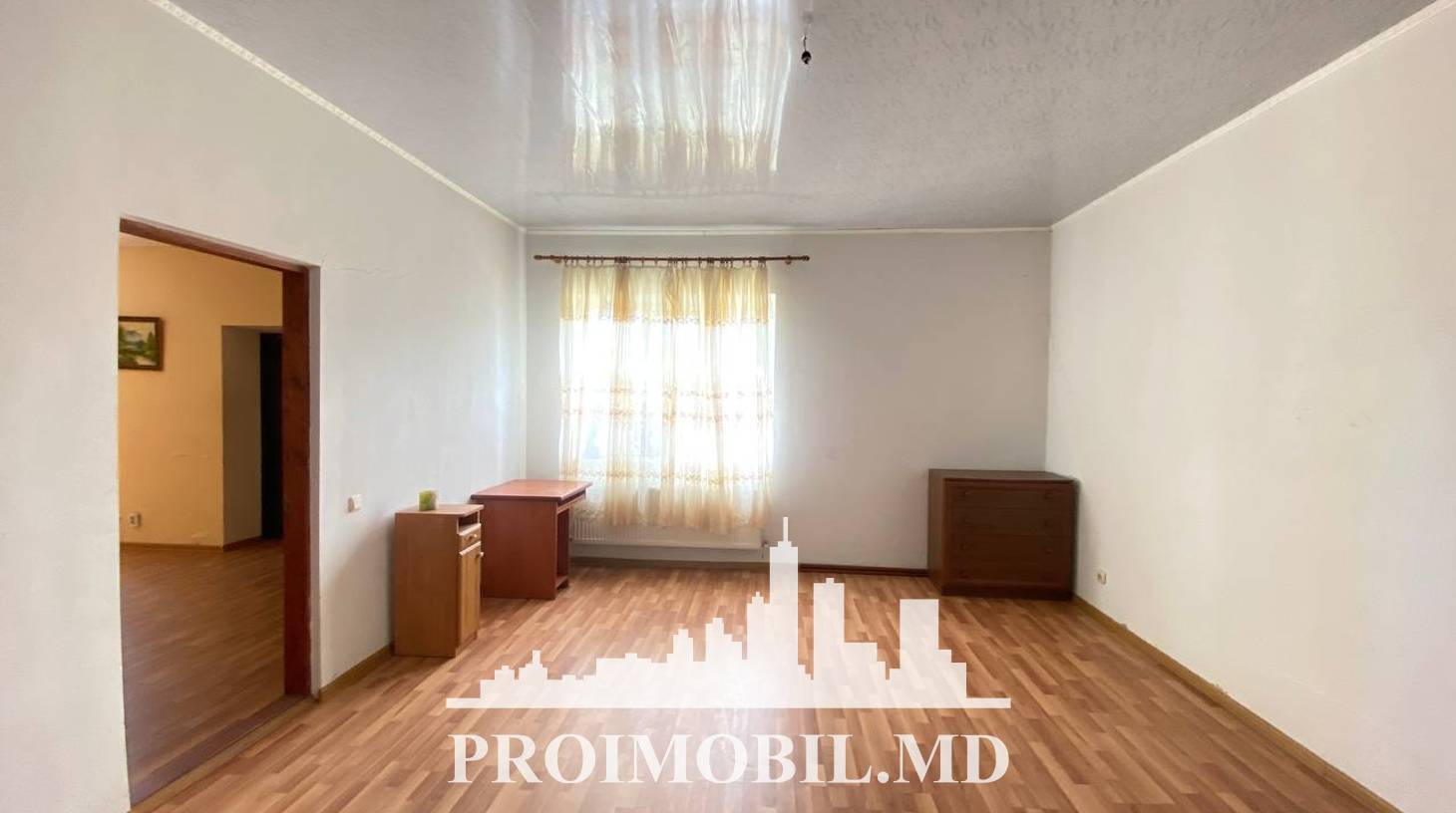 https://images.proimobil.md/aBx9EHcRJ5agLK-Hm47adM1sPjwfXdYtHgpYBGFv7rI/watermark:0.75:so:0:30:0.39/resize:fill:1460:816:1/gravity:ce/bG9jYWw6Ly8vZXN0YXRlL2xyL2QxNzE0YjcxLWViODEtNDM2OC05YmRhLTMwNmM5MjdjNTViZS5qcGVn