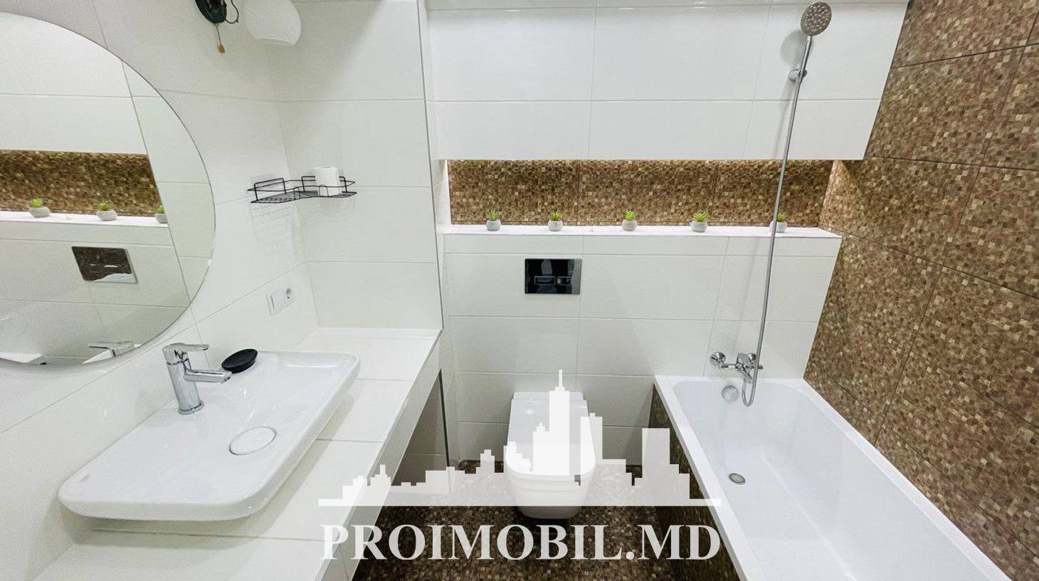 https://images.proimobil.md/aE8QMjPx6JODZfxXNlNgThx_JRTC2IJkeYHZswkl8k8/watermark:0.75:so:0:30:0.39/resize:fill:1460:816:1/gravity:ce/bG9jYWw6Ly8vZXN0YXRlL2xyLzIxNTRkNjVhLWY4MjItNDJkZC1iMTlkLThkYTFiYTE5NmMwOS5qcGVn