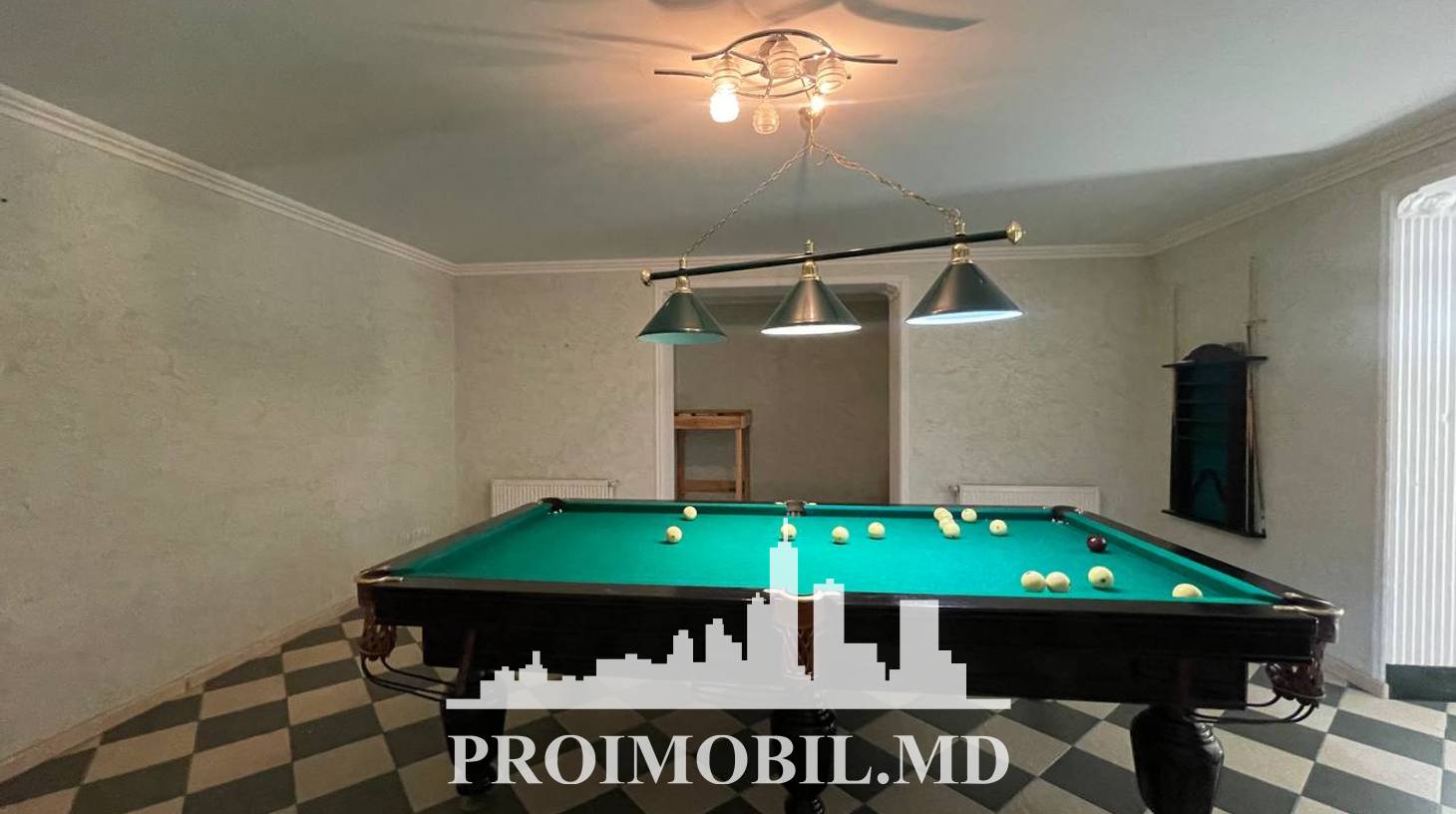 https://images.proimobil.md/aEwSGeVRGjmqxJXlbChEMF5Cn_Ad6R1iKl5OtsI4qH0/watermark:0.75:so:0:30:0.39/resize:fill:1460:816:1/gravity:ce/bG9jYWw6Ly8vZXN0YXRlL2xyLzVkMDhjNWE0LWZlOGItNDMxYS1iMGI2LTZkNzhjZjFiYmI2NS5qcGVn