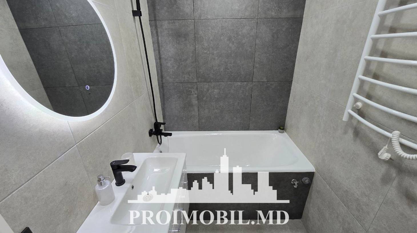 https://images.proimobil.md/aFYIt6RORHopFFarQCdhn2DZ_8Q11iV2D_NNnC66TZs/watermark:0.75:so:0:30:0.39/resize:fill:1460:816:1/gravity:ce/bG9jYWw6Ly8vZXN0YXRlL2xyLzYzN2NlMTE5LTNmNWYtNDc4Ni1hMDdjLTI5Y2FlNGM0YTgwNy5qcGVn