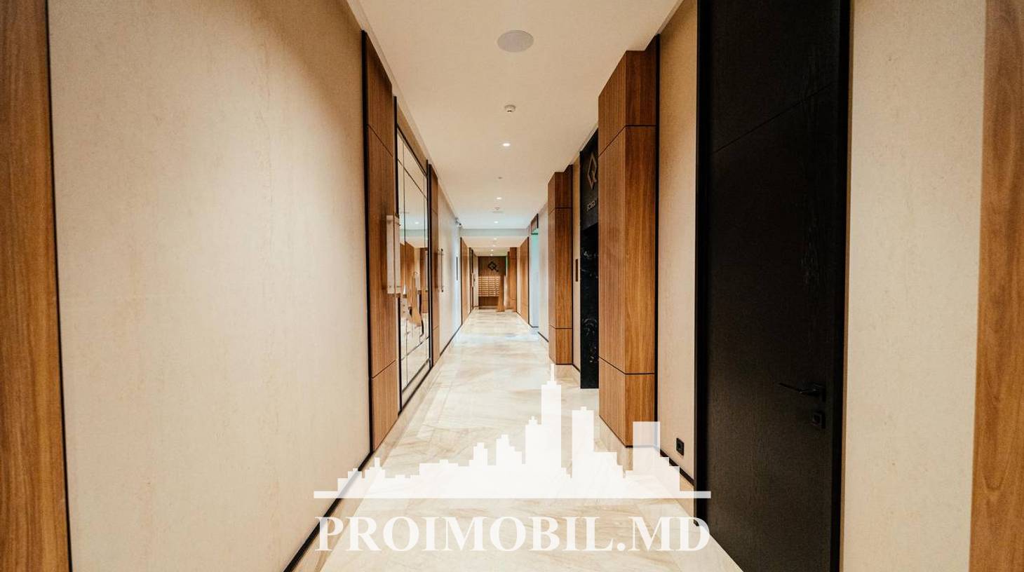 https://images.proimobil.md/aKQtCZHXV5MptUA8DljgWOhmNev8XhPBE3LjqmOMpcI/watermark:0.75:so:0:30:0.39/resize:fill:1460:816:1/gravity:ce/bG9jYWw6Ly8vZXN0YXRlL2xyLzhmMmFhMmFmLTNjMWEtNGQ5MS04MjRjLTU0NmQ3OGQ3MzgxMi5qcGVn