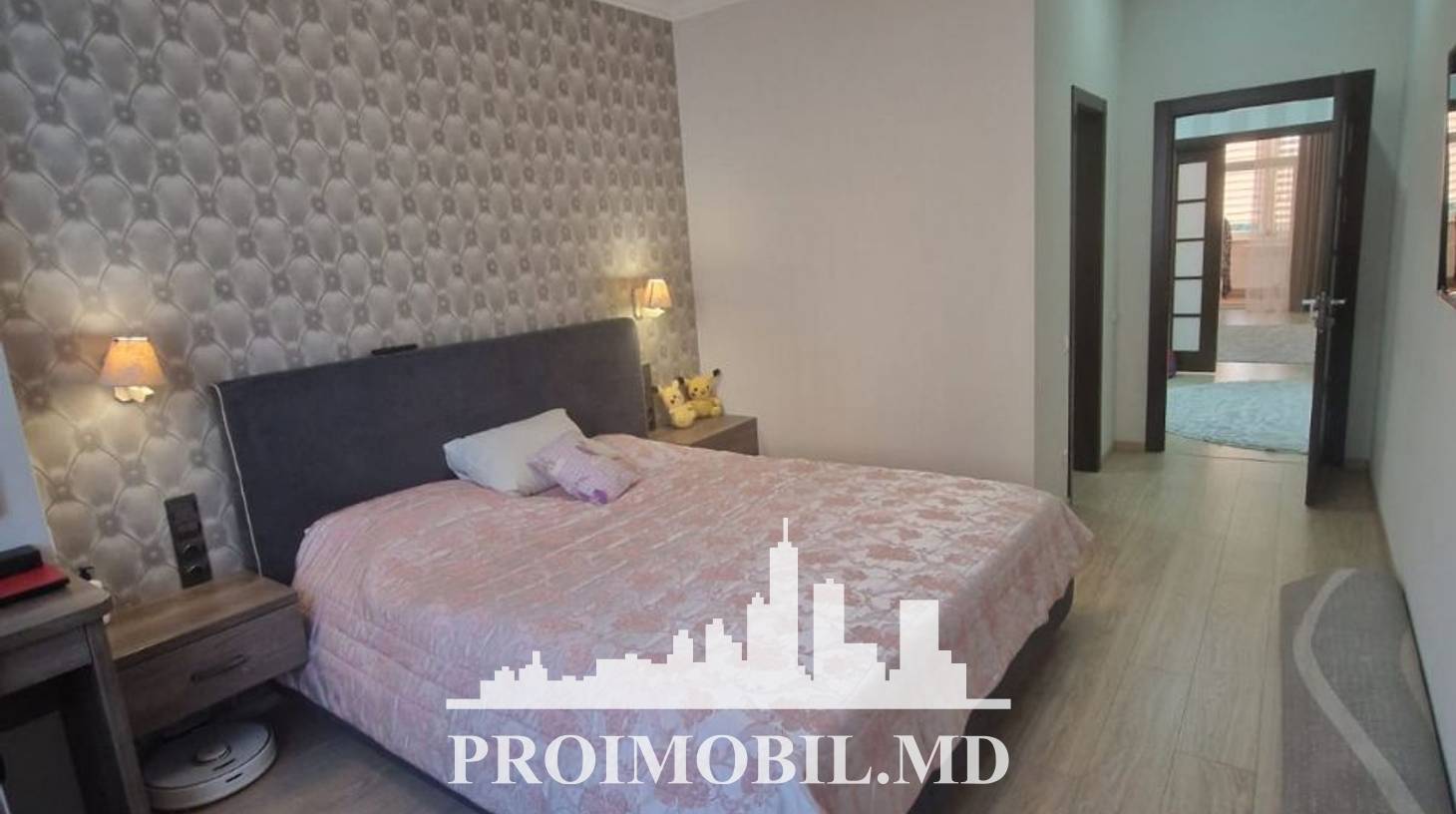 https://images.proimobil.md/aOAwdN70PnlUqVXZUl2xpV03WT5kLYGVOaMy9JwswZ4/watermark:0.75:so:0:30:0.39/resize:fill:1460:816:1/gravity:ce/bG9jYWw6Ly8vZXN0YXRlL2xyL2JmOTczZDk3LTg1MmItNGEwOC1hODVmLTRkMmU3OWQ2NmU2OC5qcGVn