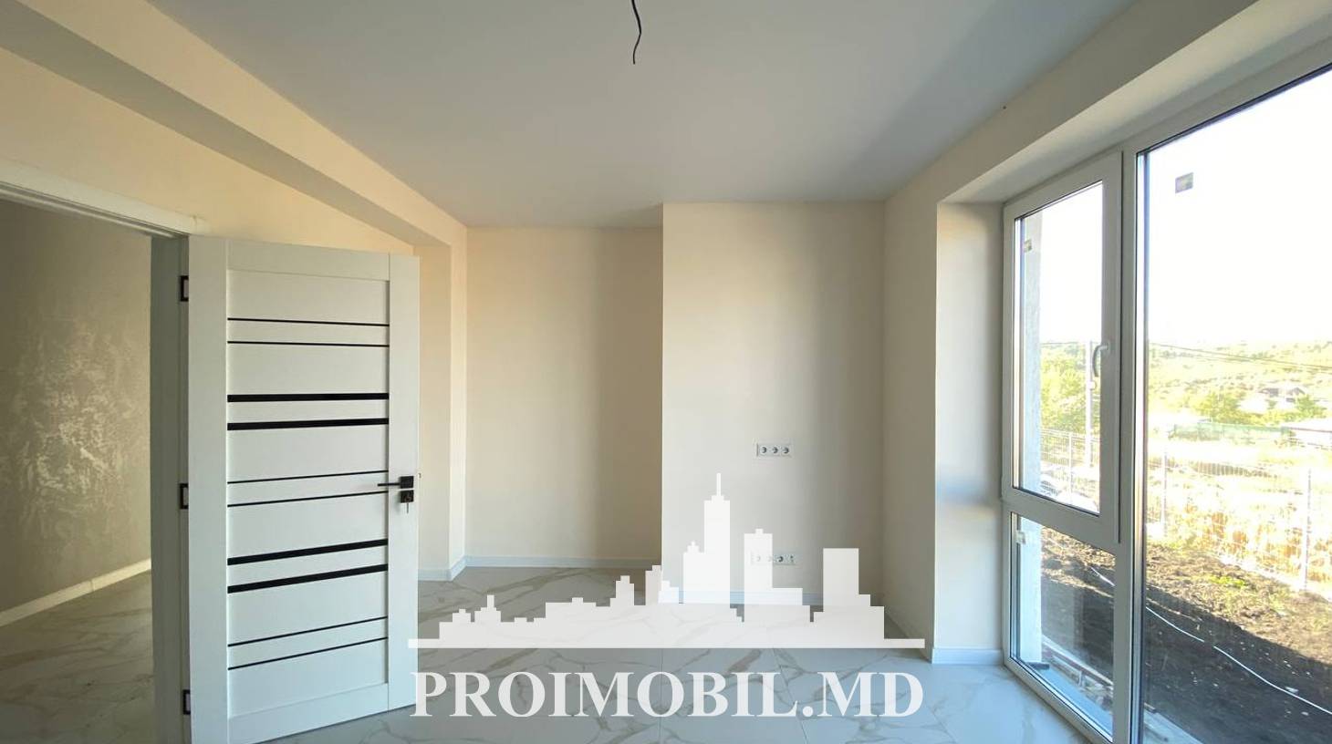 https://images.proimobil.md/aPDLn3P-Zij8DQGLkLlOx_vdmKXUbmvNxOqGUIvxHTs/watermark:0.75:so:0:30:0.39/resize:fill:1460:816:1/gravity:ce/bG9jYWw6Ly8vZXN0YXRlL2xyL2JlMTQyMTIyLTcxMmItNDk1NC05MjQwLTJlZTRjY2RlNDQxOS5qcGVn